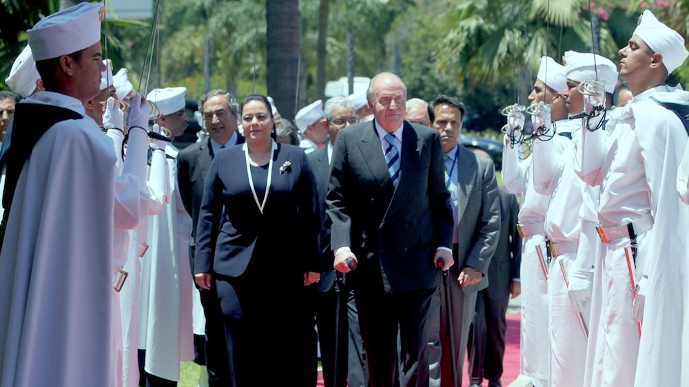 Le roi Juan Carlos aux côtés de Miriem Bensalah, présidente de la CGEM
