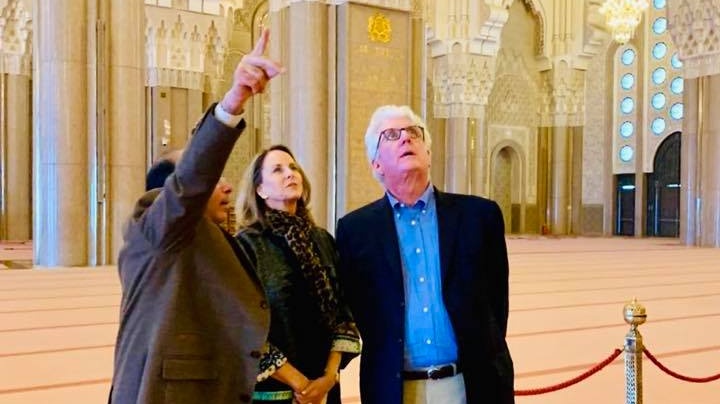 Le nouvel ambassadeur US au Maroc et son épouse à la Mosquée Hassan II.

