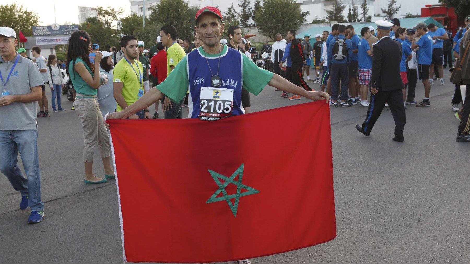 أحد المشاركين المغاربة في ماراطون الدار البيضاء
