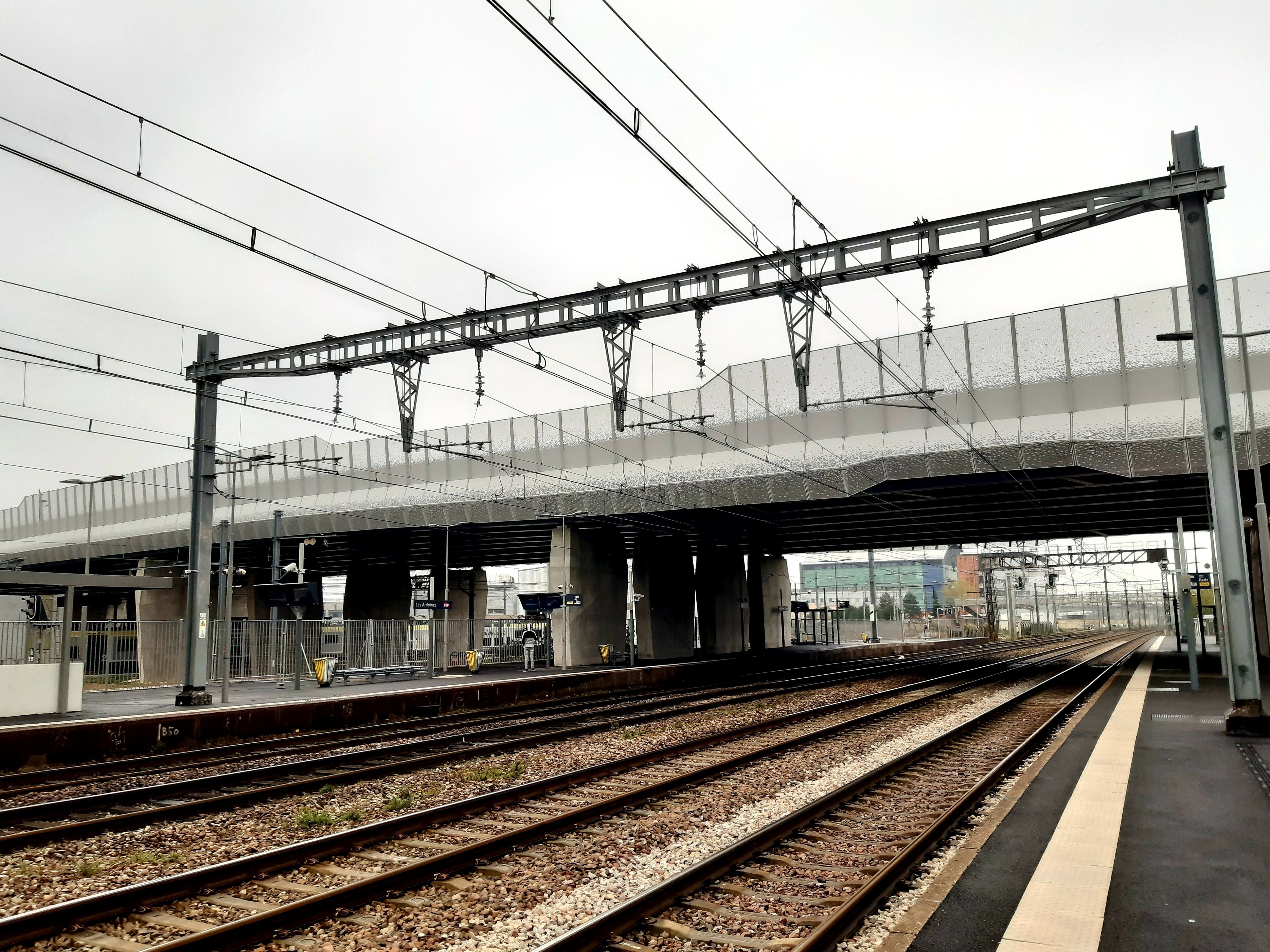Certains trains de la ligne C ne desservent plus la gare des Ardoines (Val de Marne) depuis le début d'après-midi.