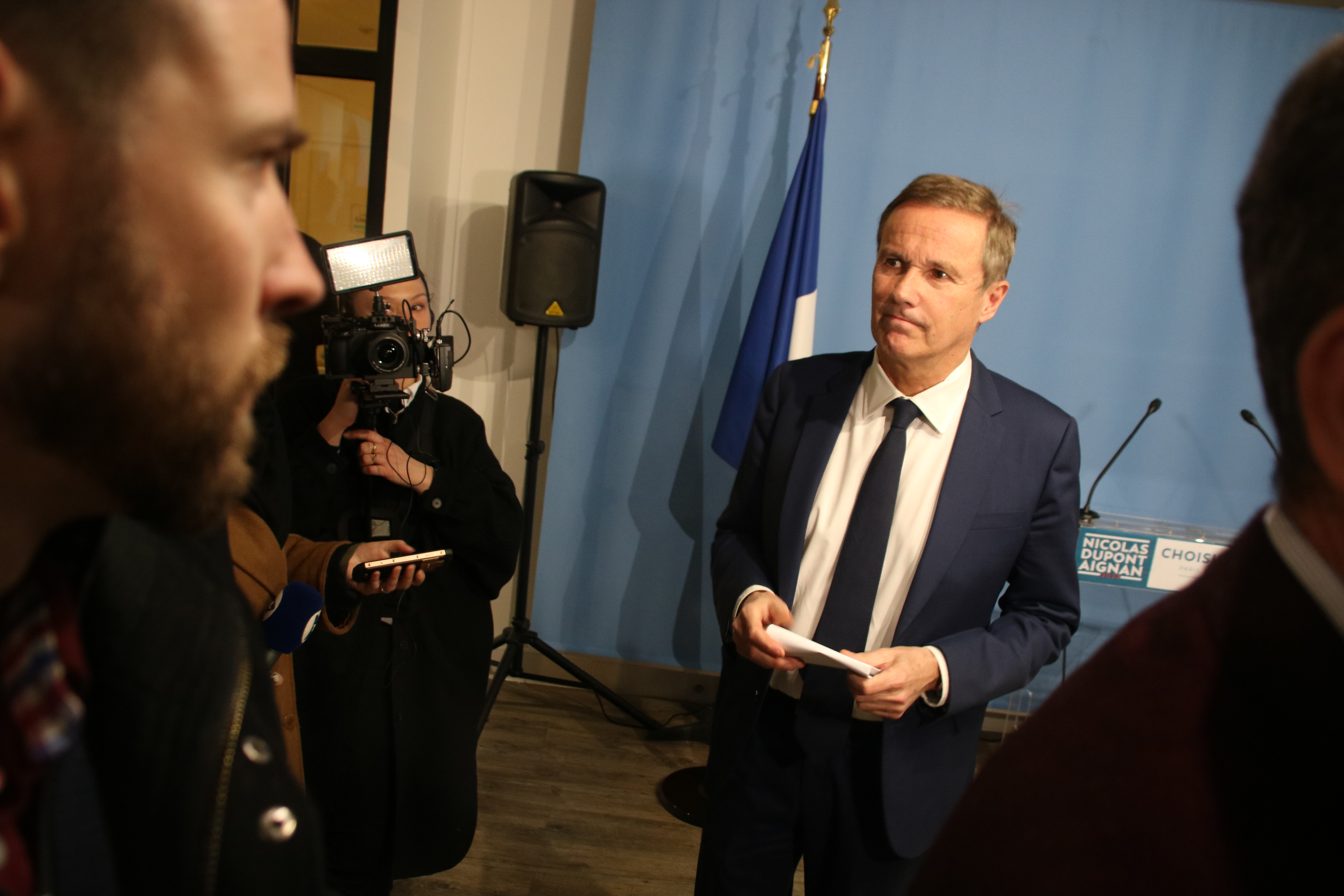 Paris XVe, dimanche 10 avril 2022. Nicolas Dupont-Aignan arrive en neuvième position de ce premier tour au niveau national et, surprise, pointe seulement à la quatrième place à Yerres, sa ville. LP/Nicolas Goinard