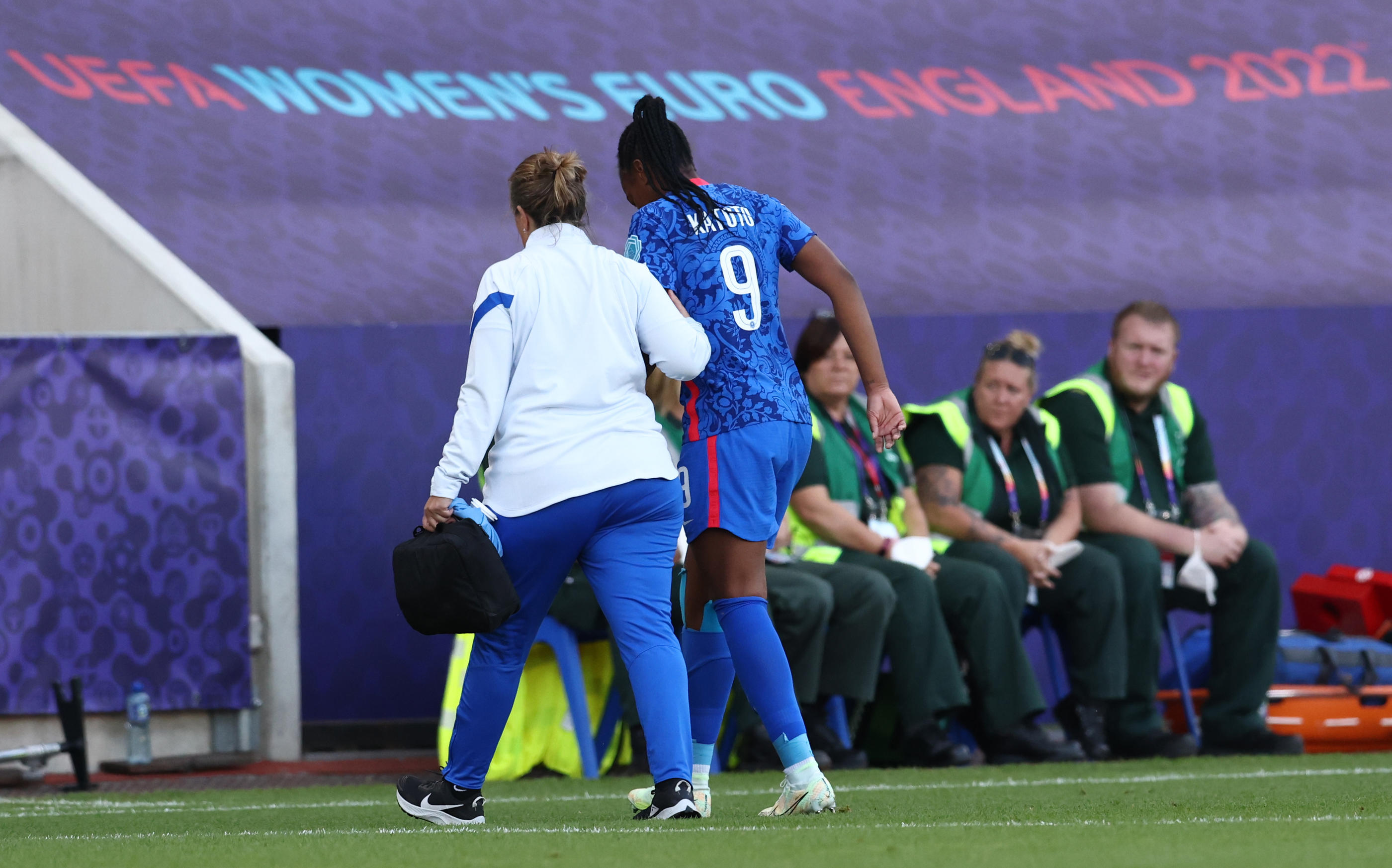 L'Euro de Marie-Antoinette Katoto est terminé. L'attaquante s'est blessée contre la Belgique jeudi. Photo Icon sport