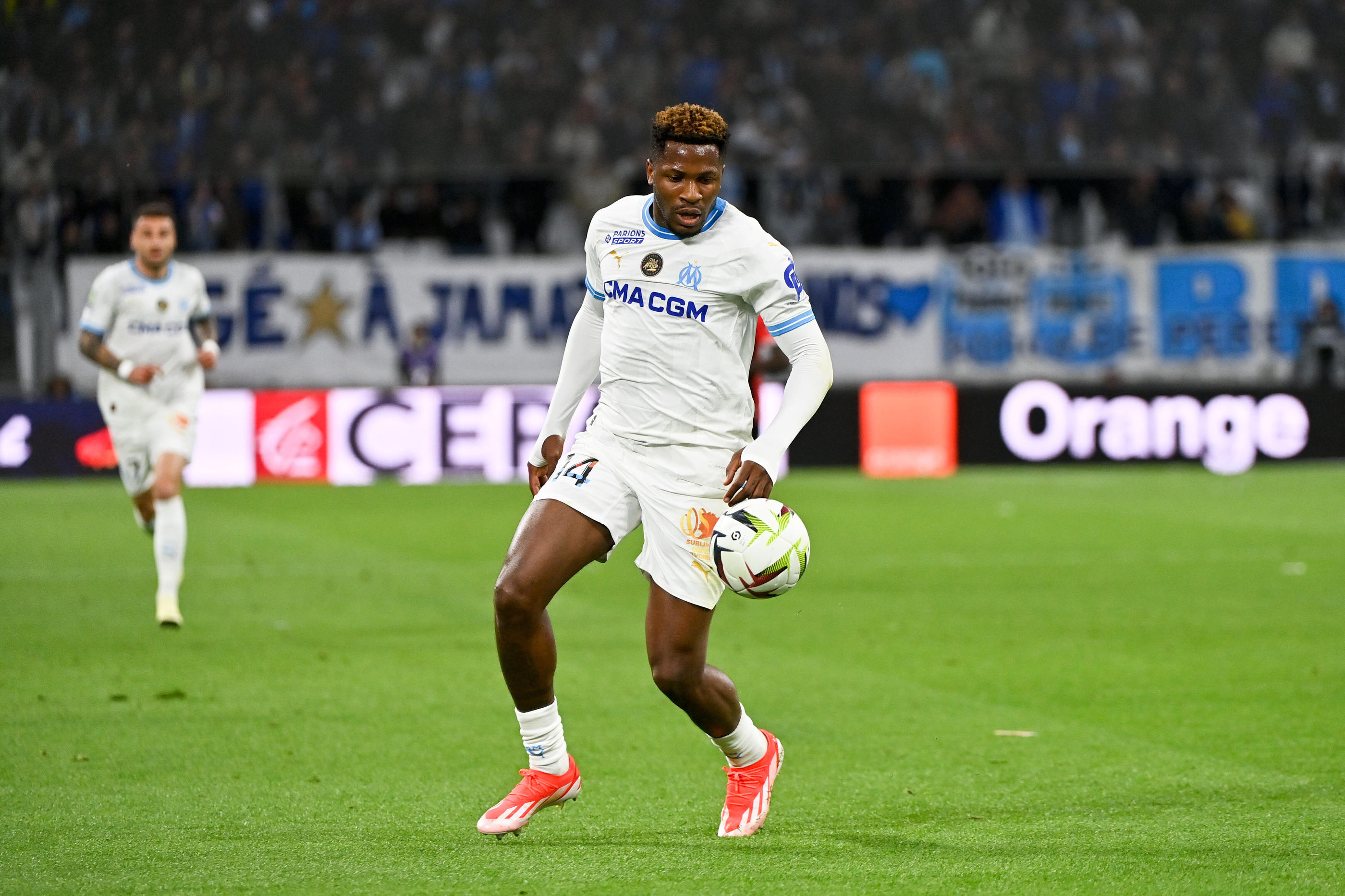 Débarqué à Marseille en janvier dernier, l'attaquant Faris Moumbagna compte 4 buts et 1 passe décisive en 16 apparitions. L'international camerounais (6 sel.) est sous contrat avec l'OM jusqu'en jusqu'en juin 2028. Sylvain Thomas/Icon Sport