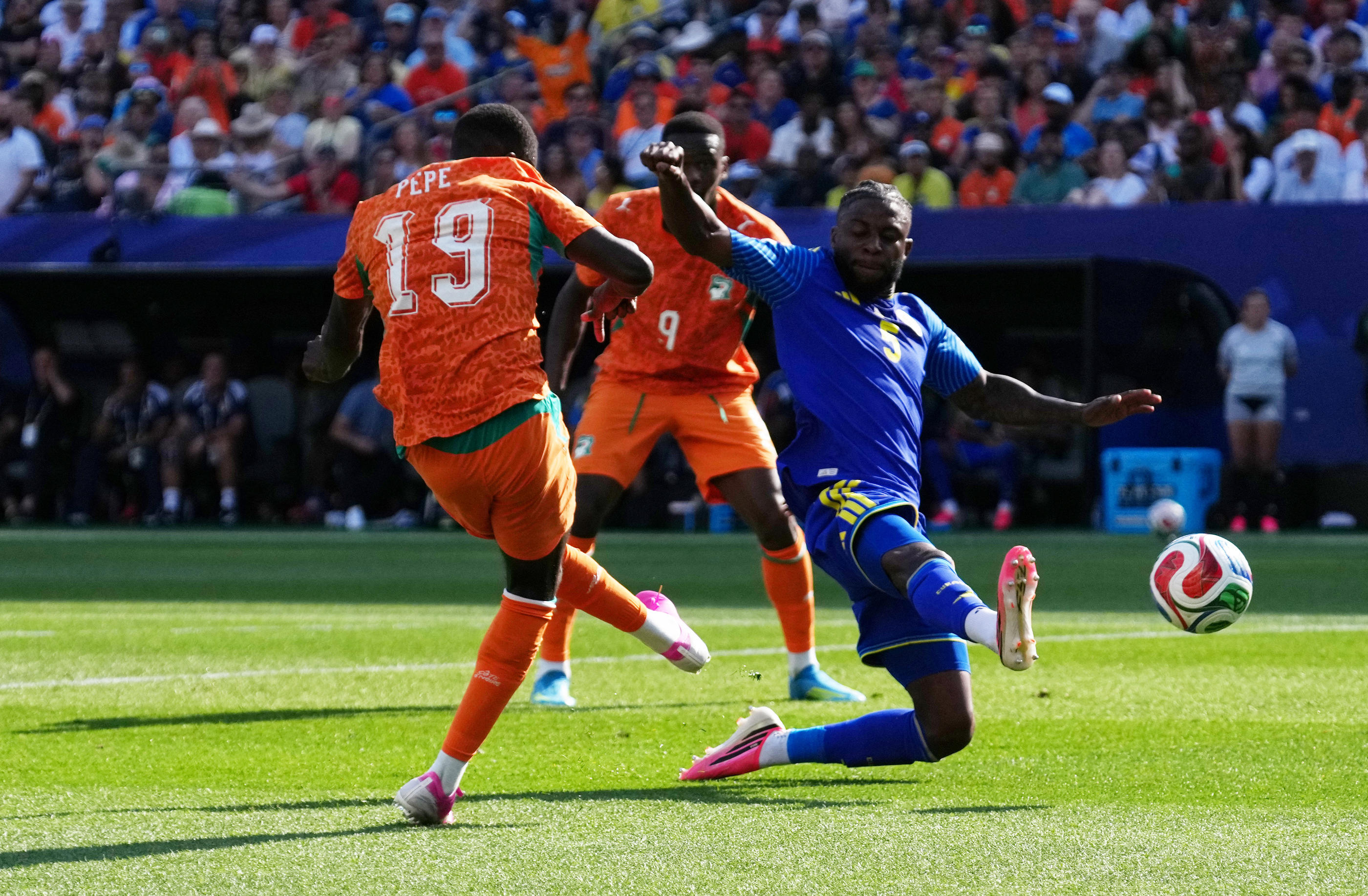 Curaçao-Côte d'Ivoire (0-2) : le résumé de la victoire tranquille des Eléphants, qualifiés pour les 16es de finale de la Coupe du monde - Le Parisien