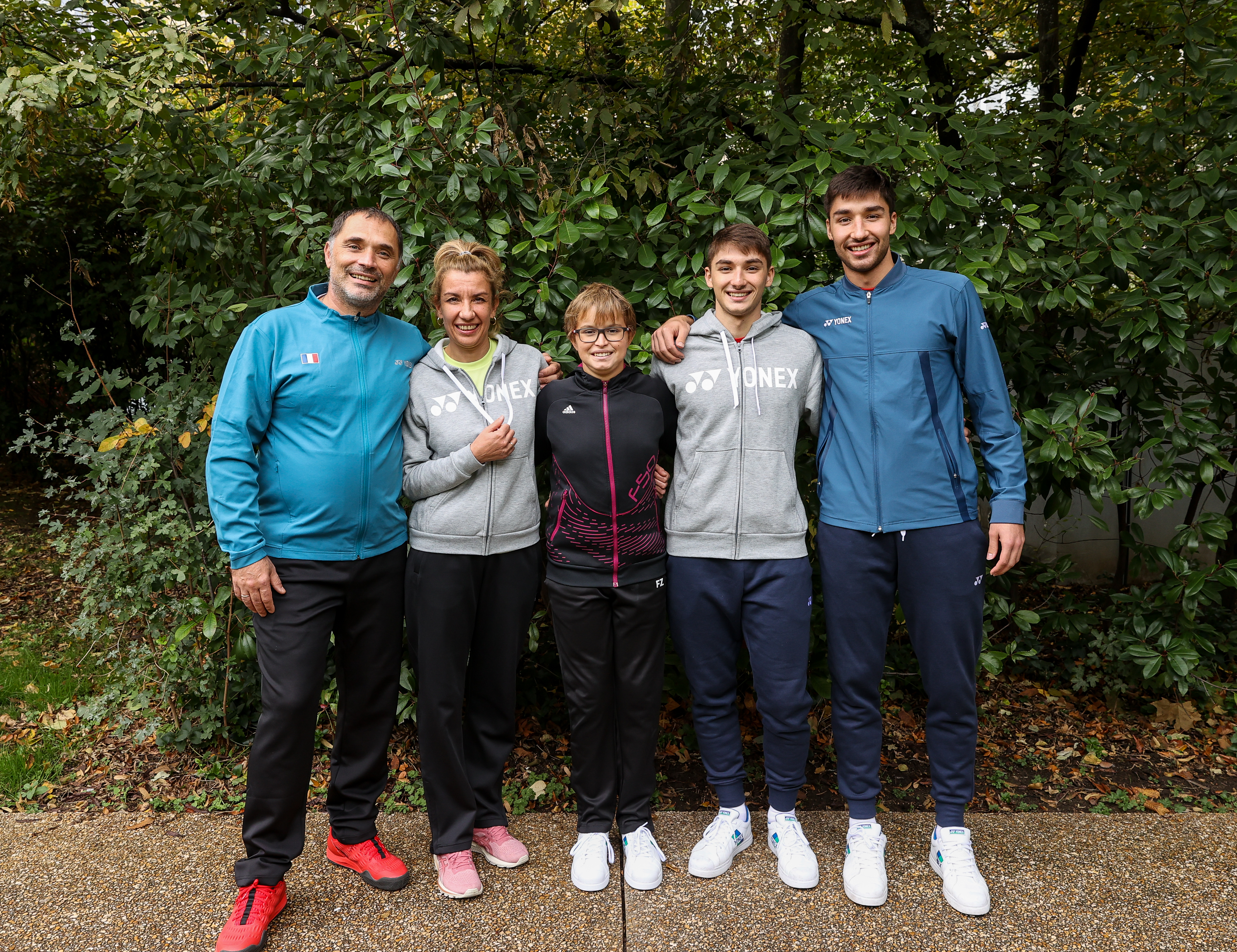 La famille Popov au grand complet : Toma Senior, Tzetomira, Boris, Christo et Toma Junior. Badmintonphoto/Yohan Nonotte