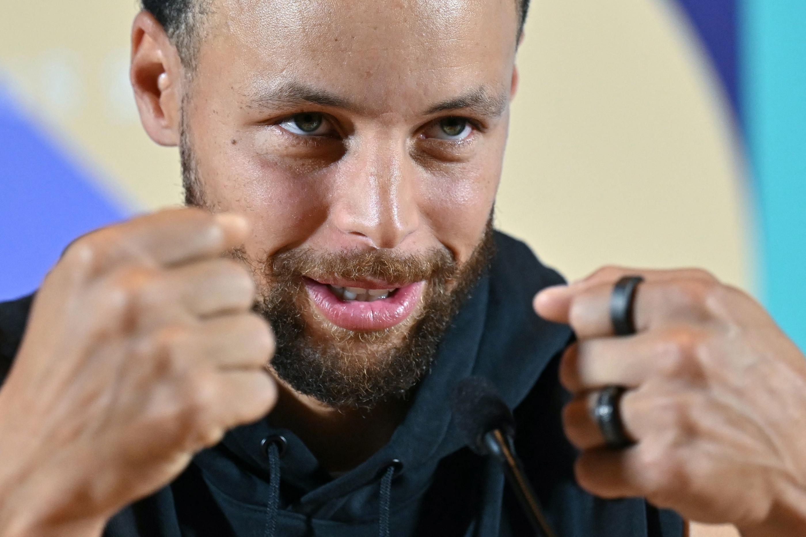 Stephen Curry a officiellement apporté son soutien à Kamala Harris, la candidate démocrate à l'élection présidentielle. AFP/Fabrice Coffrini.