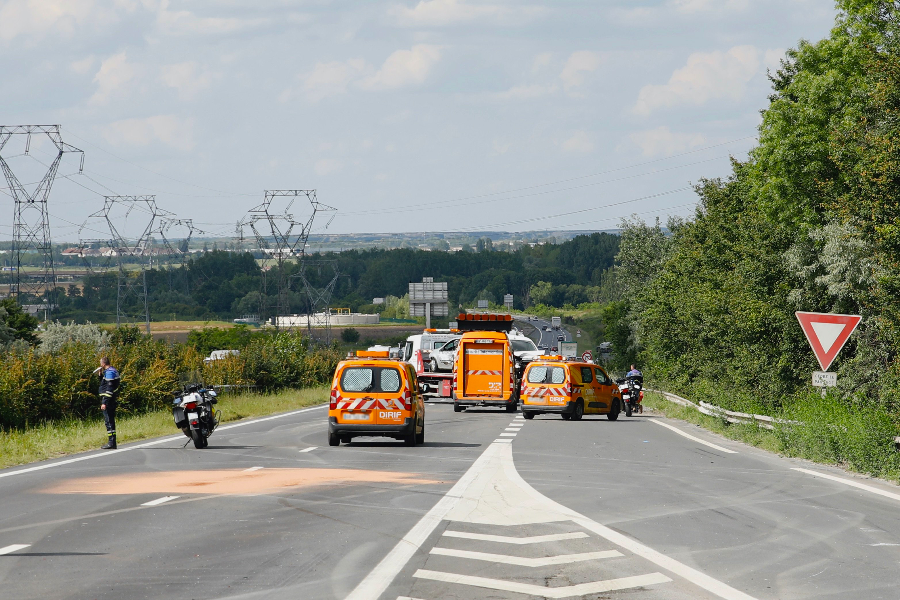 Villeparisis (Seine-et-Marne), samedi 25 mai. Le conducteur d’un poids lourd a provoqué un accident mortel, alors qu’il circulait sur l’autoroute A104. Il a été placé en garde à vue. LP/Philippe Labrosse