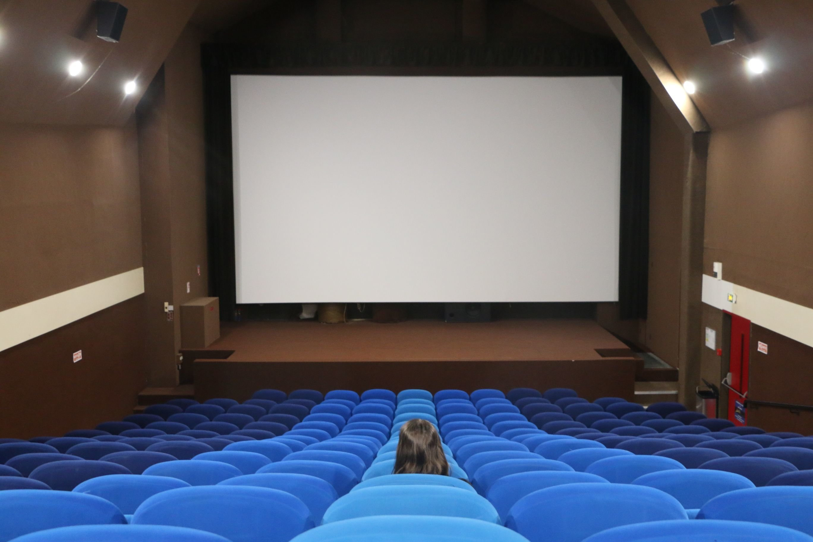 Au cinéma Jeanne-Moreau, à Saint-Just-en-Chaussée (Oise), la fréquentation a fortement diminué depuis l'extension du pass sanitaire. LP/Juliette Duclos