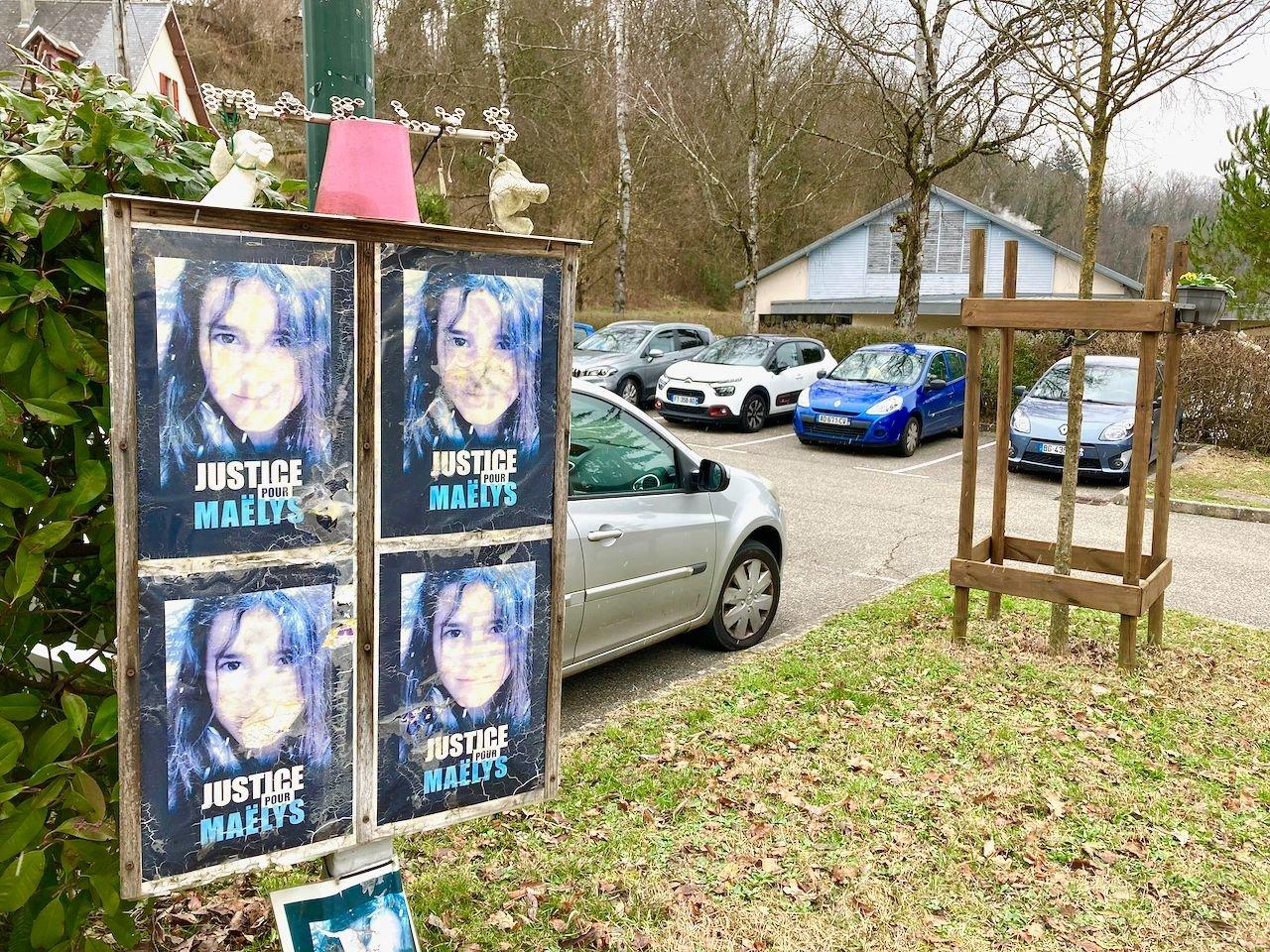 A Pont-de-Beauvoisin, lieu du drame, on n'oublie pas la petite fille. Les mariés non plus, hantés par l'idée que s'ils n'avaient pas invité Nordahl Lelandais, rien ne serait arrivé. LP/Serge Pueyo