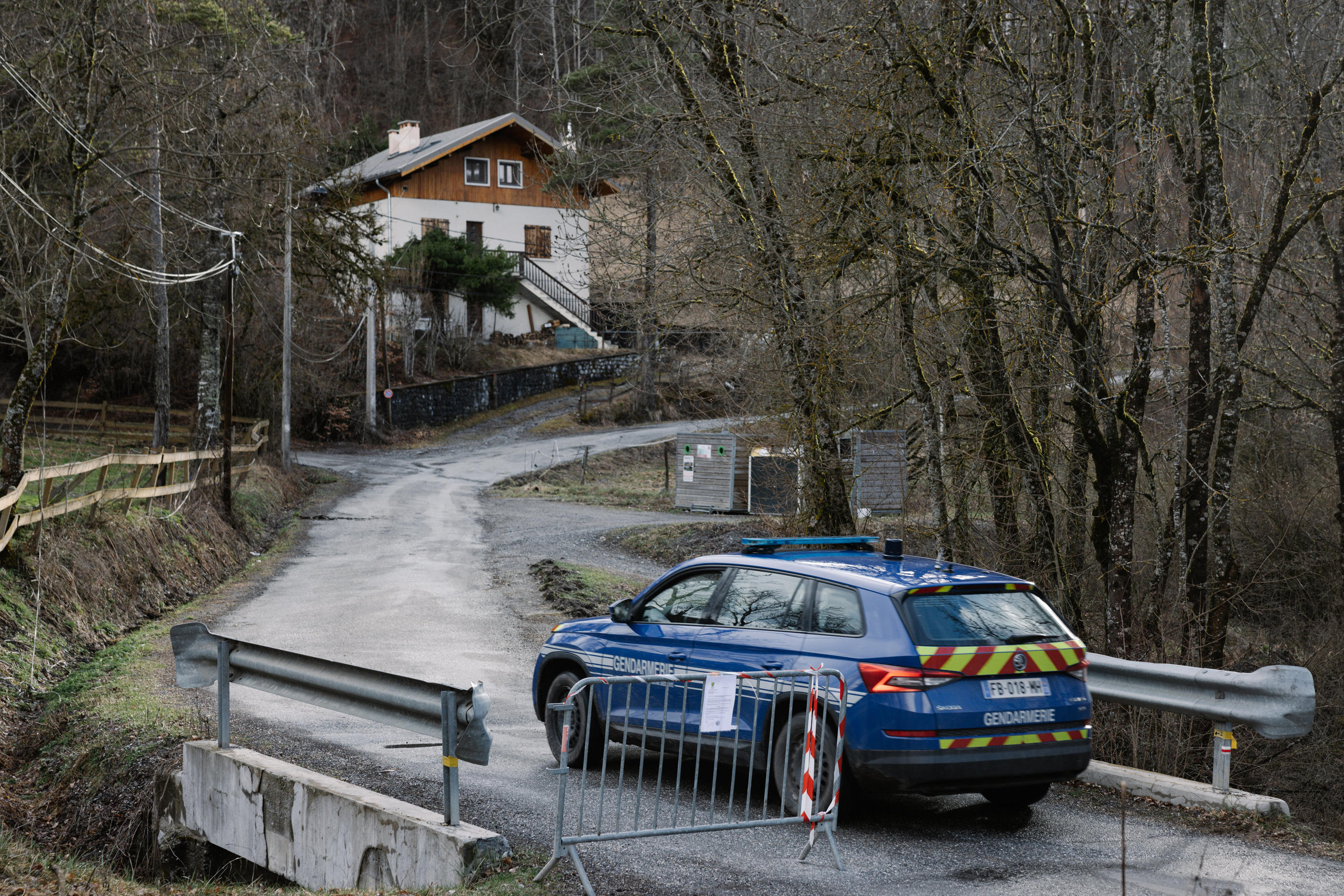 Un arrêté municipal empêche les visiteurs de s’approcher à moins d’un kilomètre du hameau. LP/Arnaud Dumontier