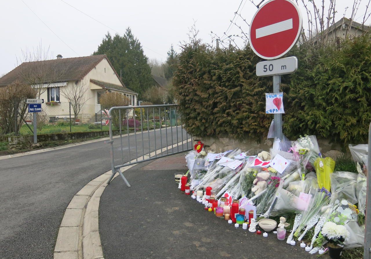 <b></b> Saint-Loup-de-Naud, ce vendredi. Les habitants sont sous le choc après la mort d’un retraité et de son petit-fils de 5 ans. Une marche est prévue dimanche pour leur rendre hommage. 