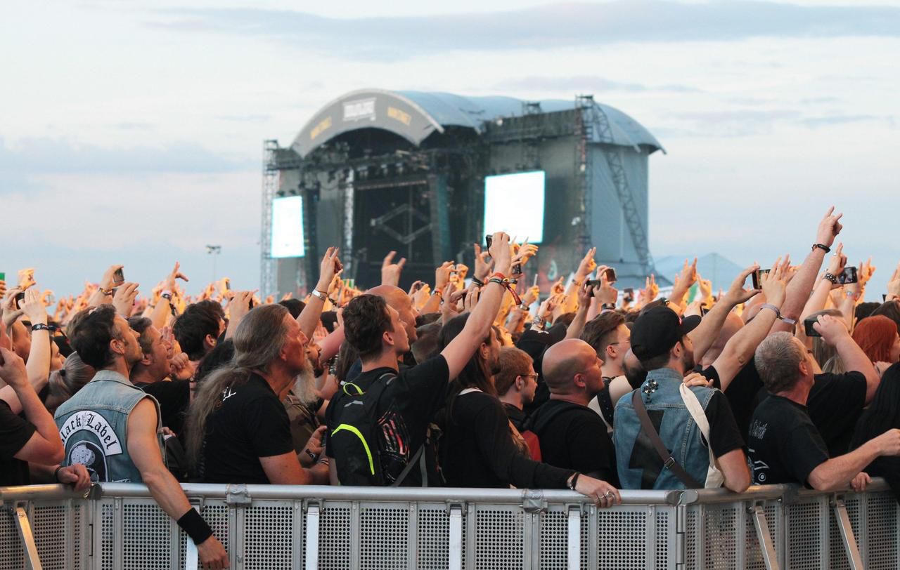 <b></b> Le Plessis-Pâté, vendredi 15 juin 2018. Les festivaliers sont venus en nombre vendredi pour la grand-messe du rock célébrée par Ozzy Osbourne.