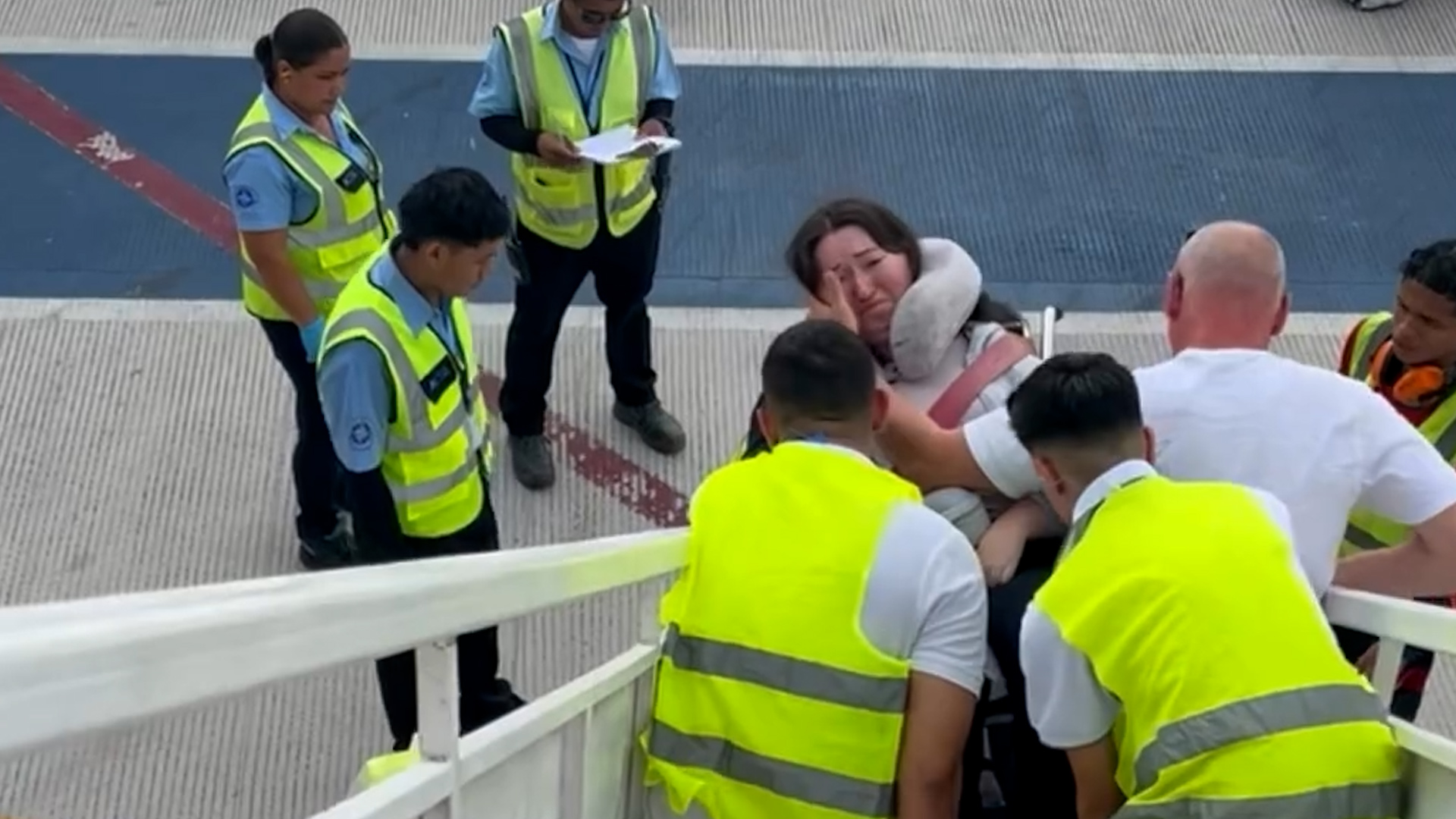 La blogueuse canadienne Tori Hunter était « terrifiée et désemparée » au moment de sortir de l’avion au Costa Rica.