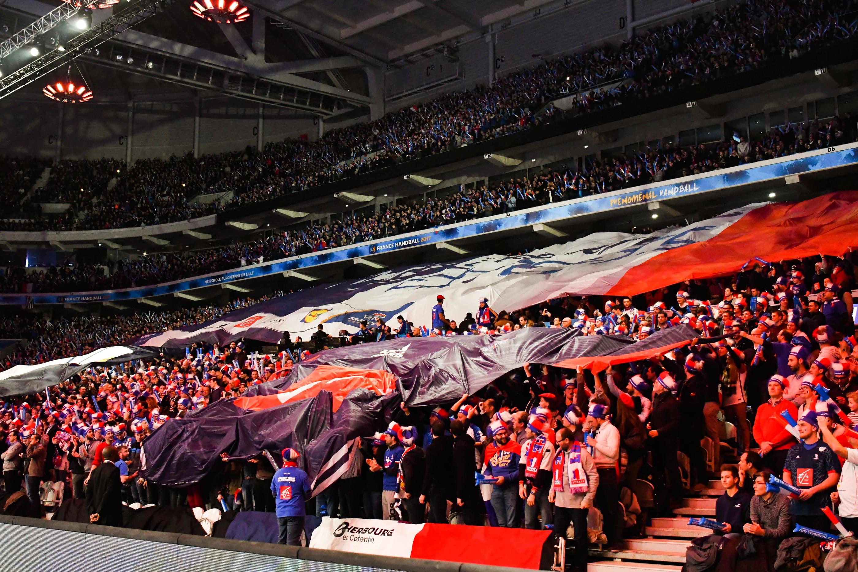 Le stade Pierre-Mauroy, qui accueillera les épreuves de handball pour les JO 2024, a notamment déjà hébergé le Mondial de hand. Icon Sport