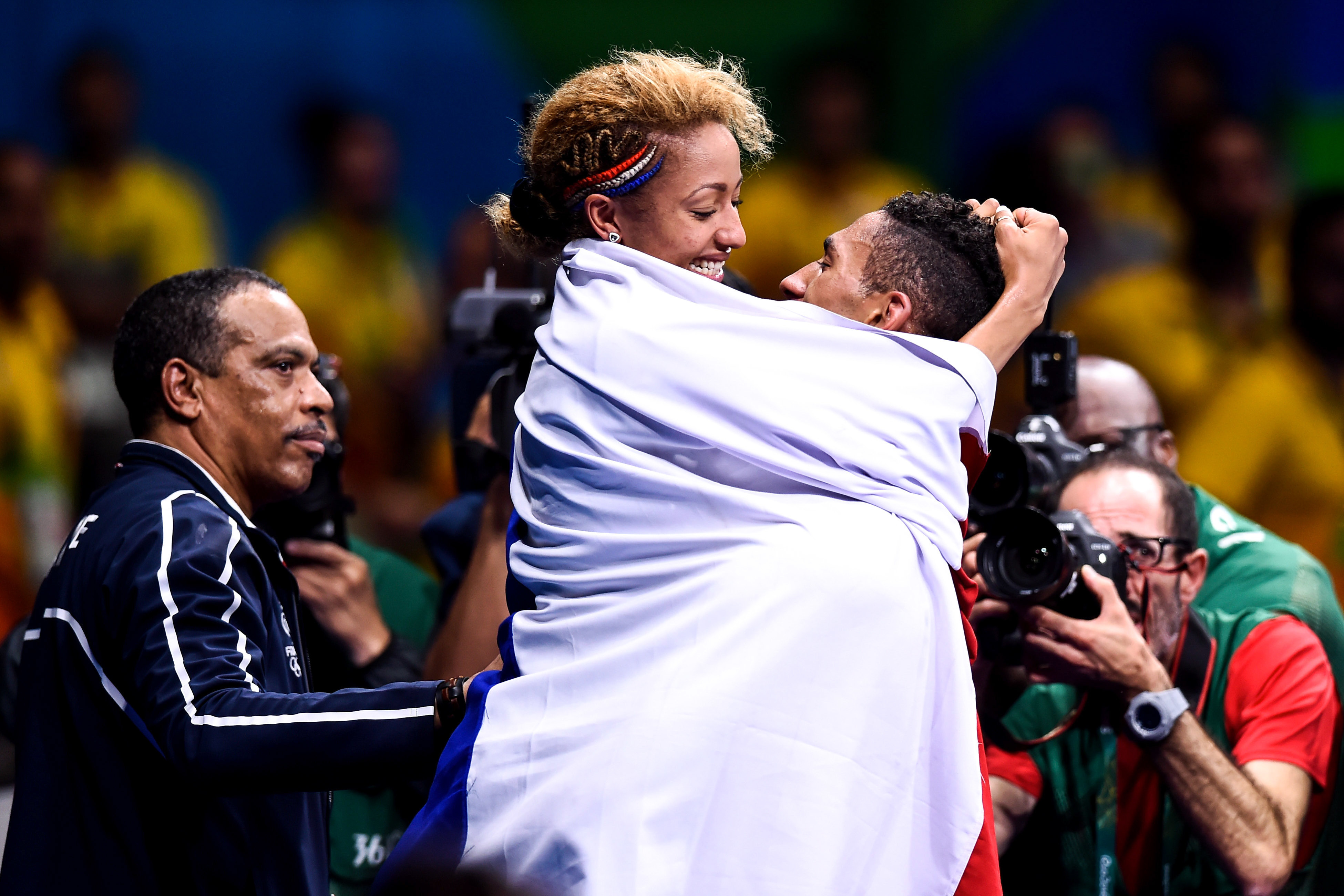 Deux jours après son sacre chez les moins de 60 kg, la boxeuse Estelle Mossely retrouve Tony Yoka, champion olympique à son tour chez les plus de 91 kg. Icon Sport