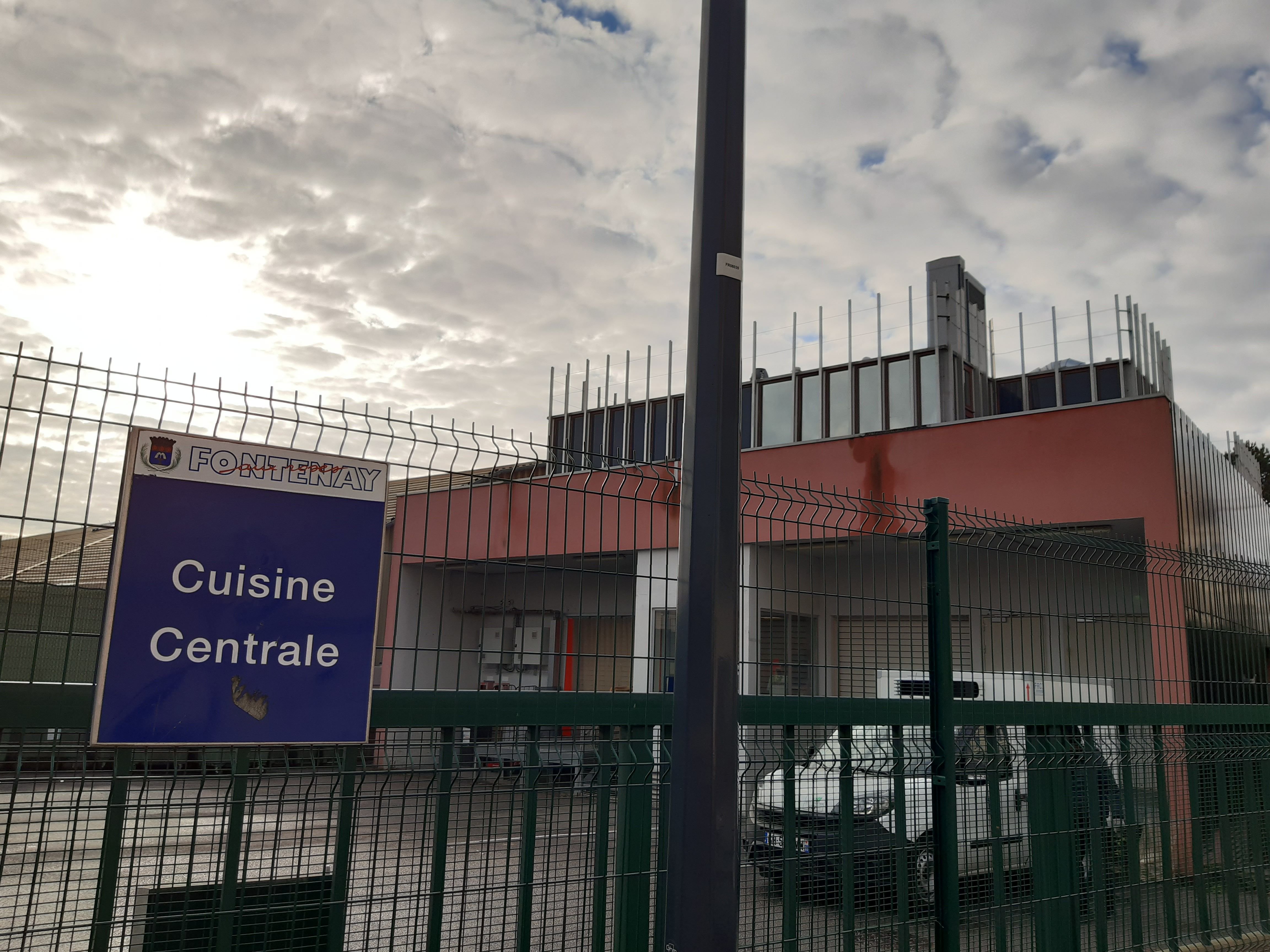 Fontenay-aux-Roses, 15 décembre 2023. La cuisine centrale municipale produit 2500 repas par jour pour les écoles et les crèches de la ville et les seniors. LP/Marjorie Lenhardt