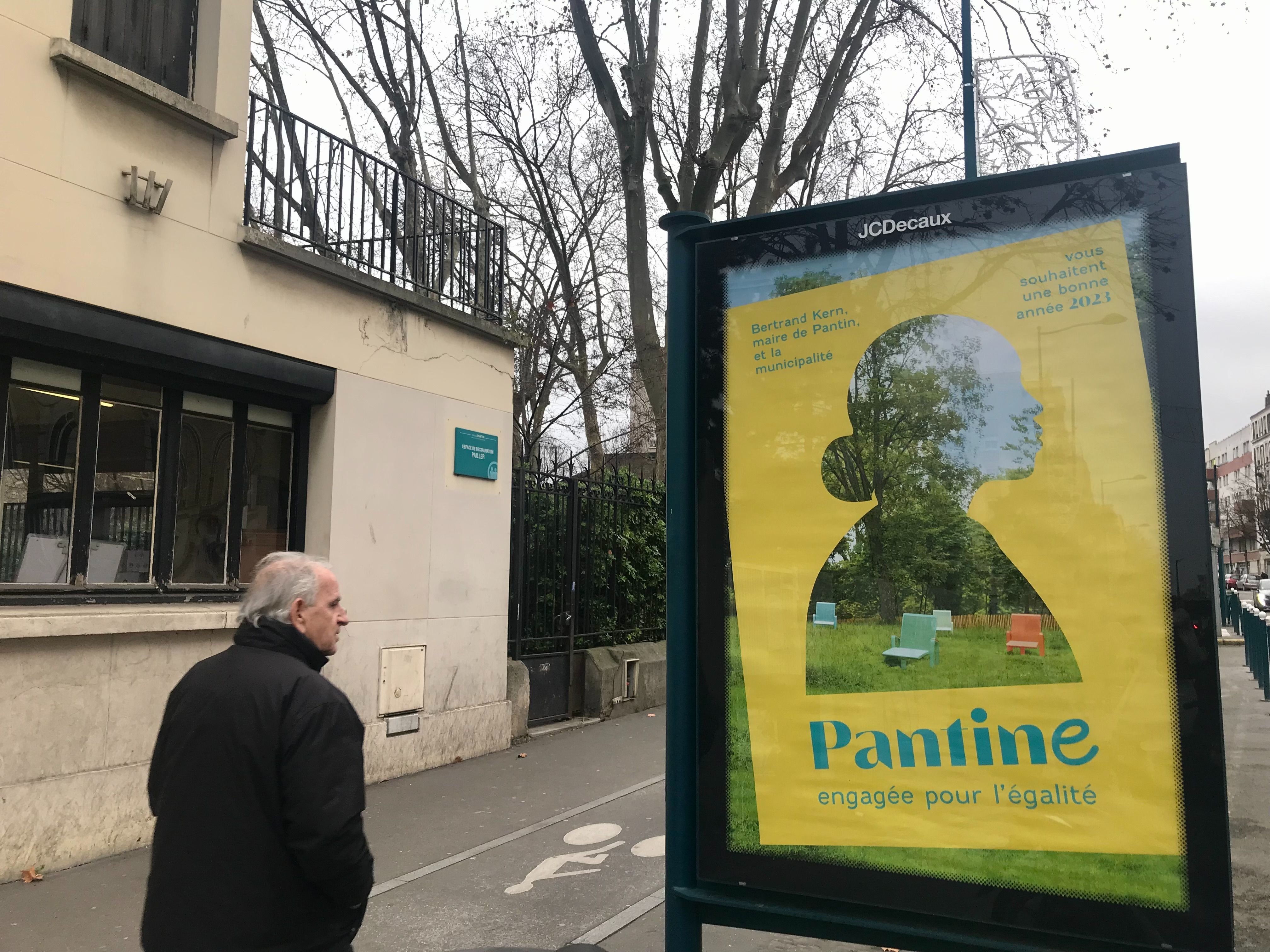 Pantin (Seine-Saint-Denis), le 3 janvier. Le maire de la ville a décidé de renommer symboliquement sa commune «Pantine», cette année, pour sensibiliser les habitants aux inégalités hommes-femmes. LP/Hélène Haus