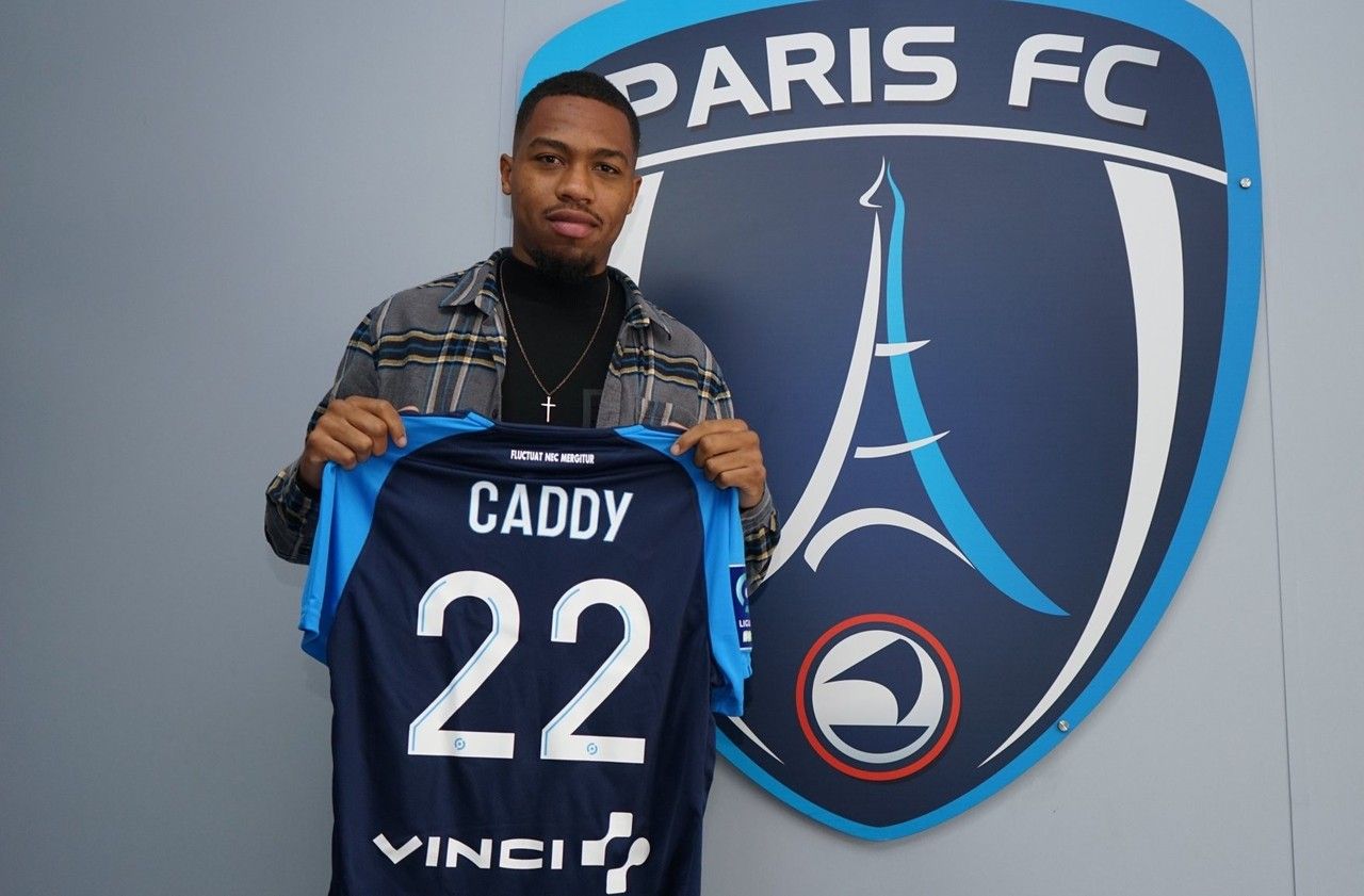 <b></b> Deuxième buteur de National avec Sète, Warren Caddy a signé pour 3 ans  au Paris FC.