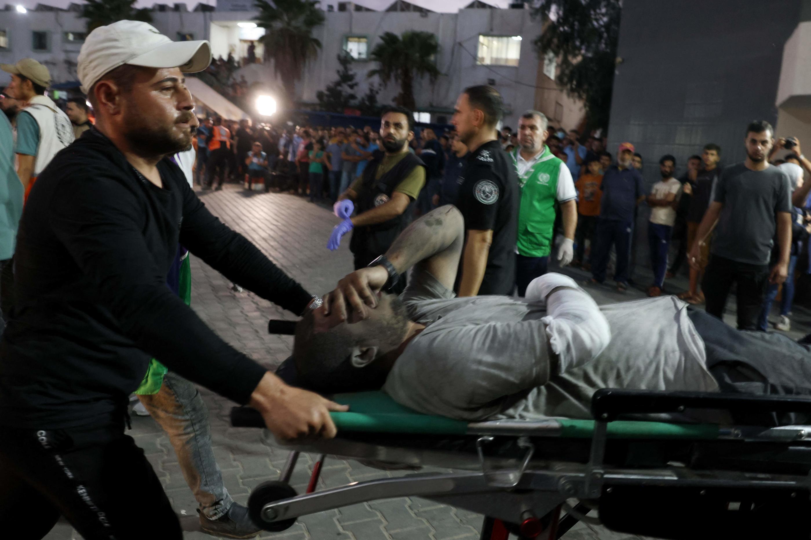 Les hôpitaux de Gaza sont « au bord de l’effondrement » alerte Jean-François Corty. MOHAMMED ABED / AFP