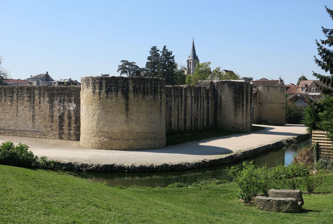 <b></b> Brie, avril 2017. Les visiteurs pourront, pour la première fois, découvrir l’ensemble des six tours, en plus des deux portes d’entrée du château.