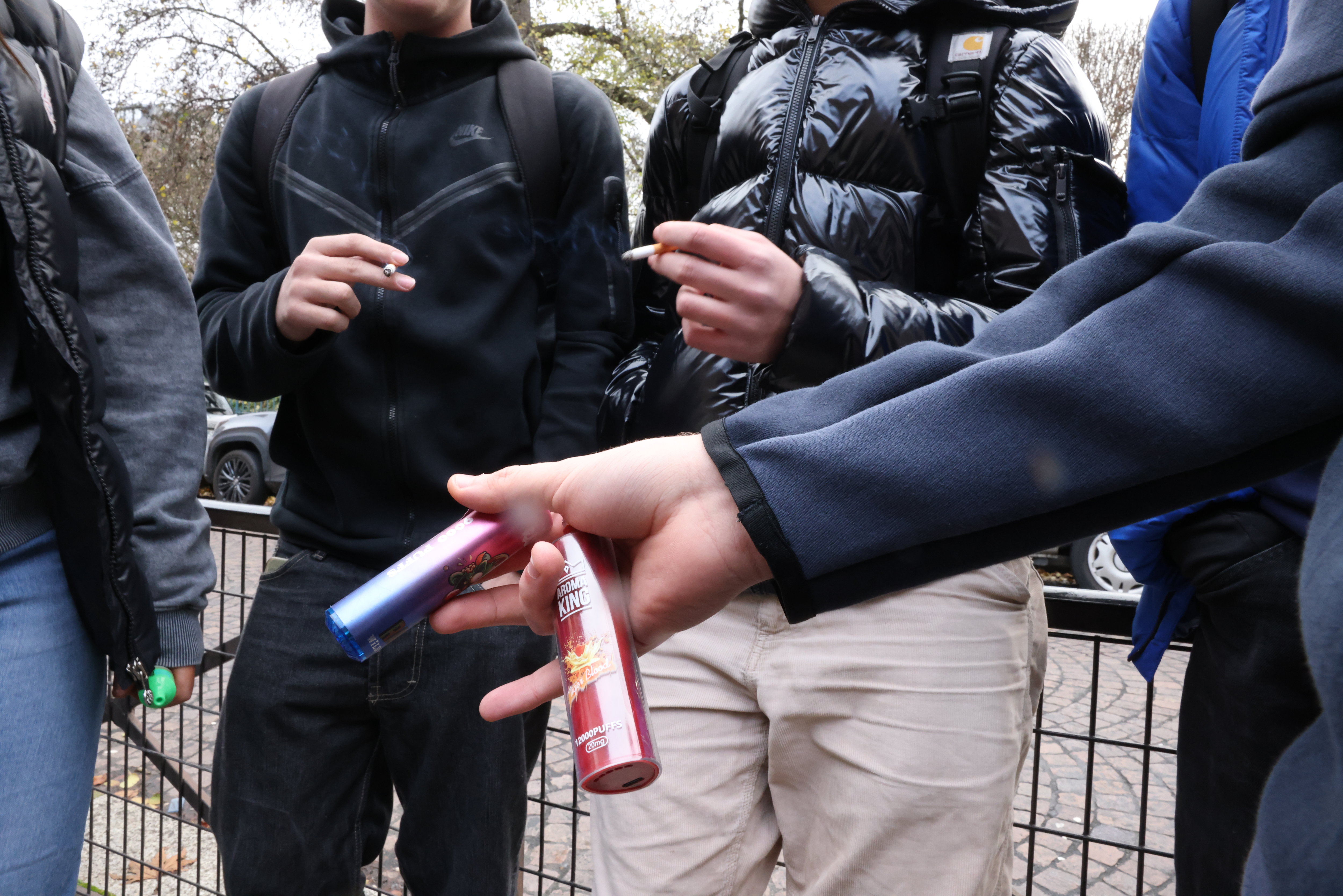Notre fils convulsait  : dans le Pas-de-Calais, un adolescent de 14 ans  intoxiqu aprs avoir fum une puff - Le Parisien