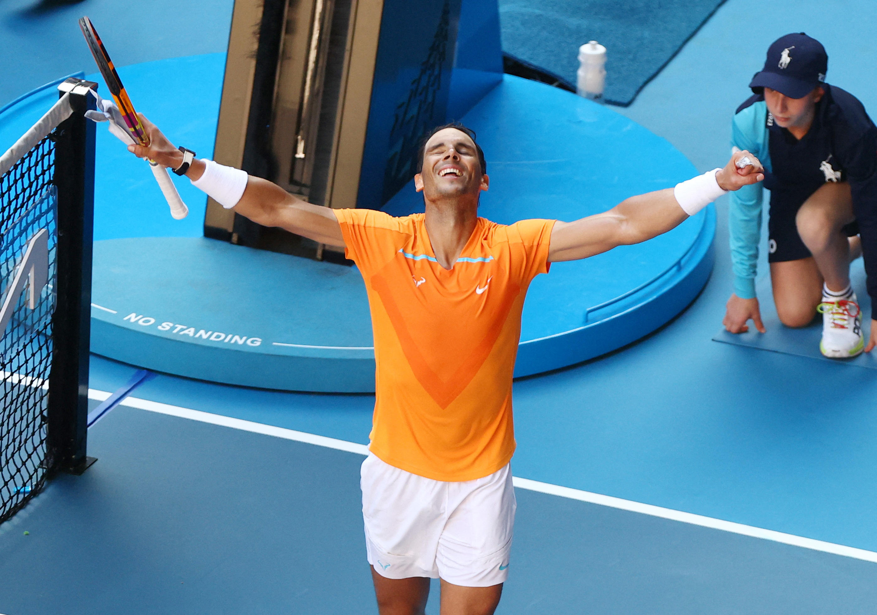 Nadal a remporté sa 77e victoire à Melbourne, le tournoi du Grand Chelem où il a gagné le plus de matchs après Roland-Garros.
