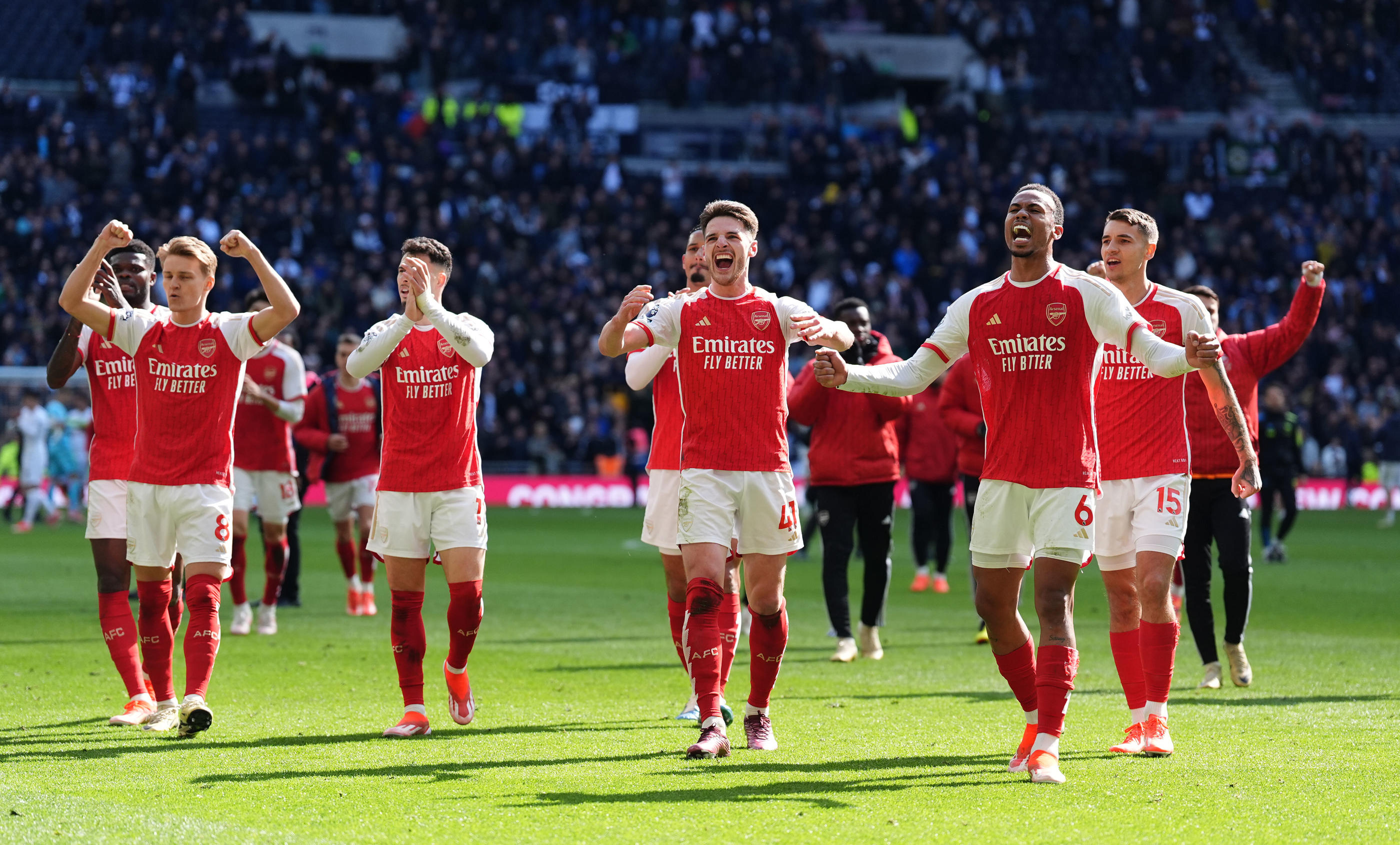 Arsenal est venu à bout de son rival Tottenham lors du choc du week-end en Premier League.