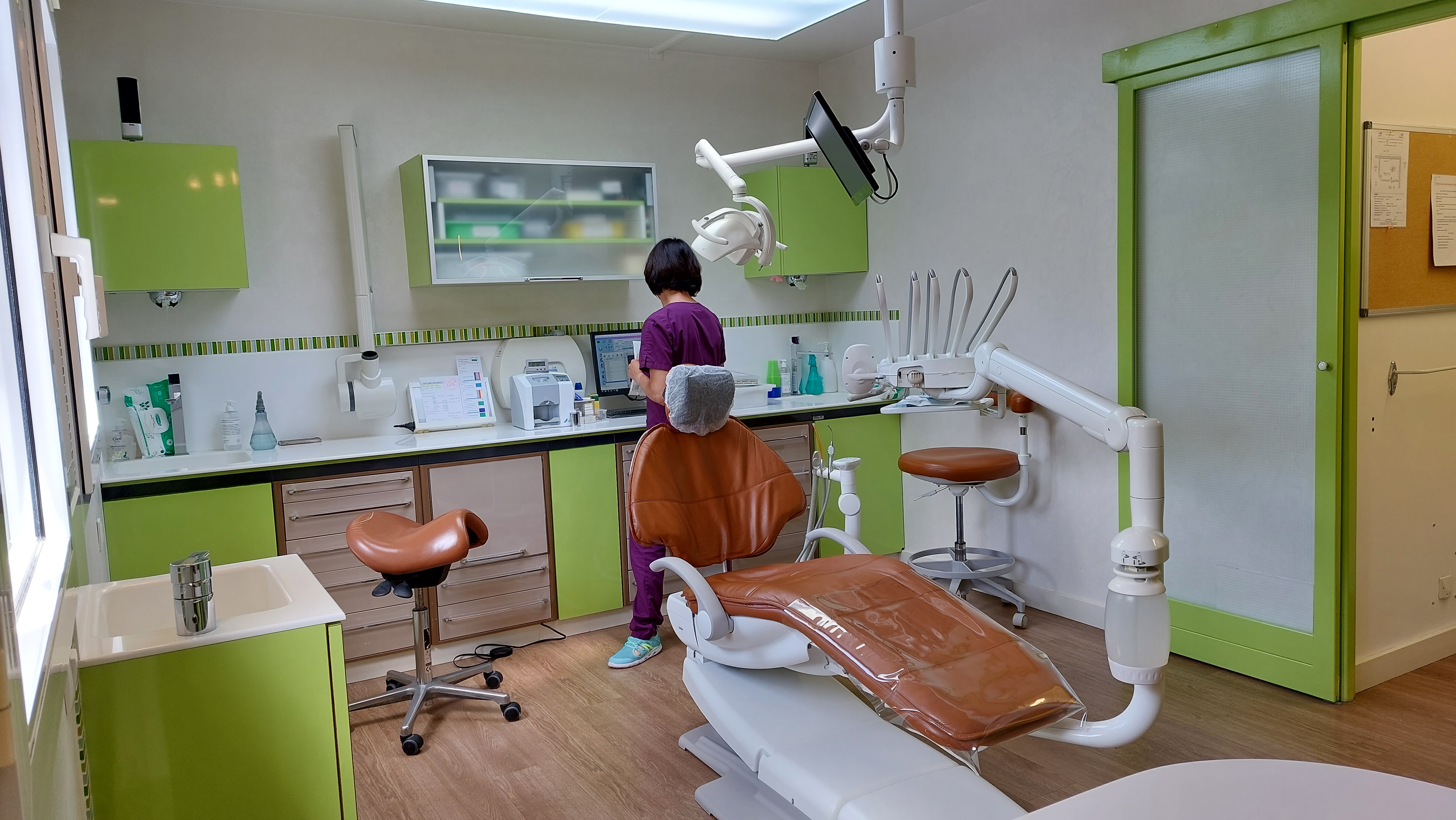 Le Dr Catherine Leroy-Brûlet cherche un repreneur pour son cabinet de dentiste situé dans le très prisé quartier Saint-Marceau à Orléans (Loiret). LP/EF