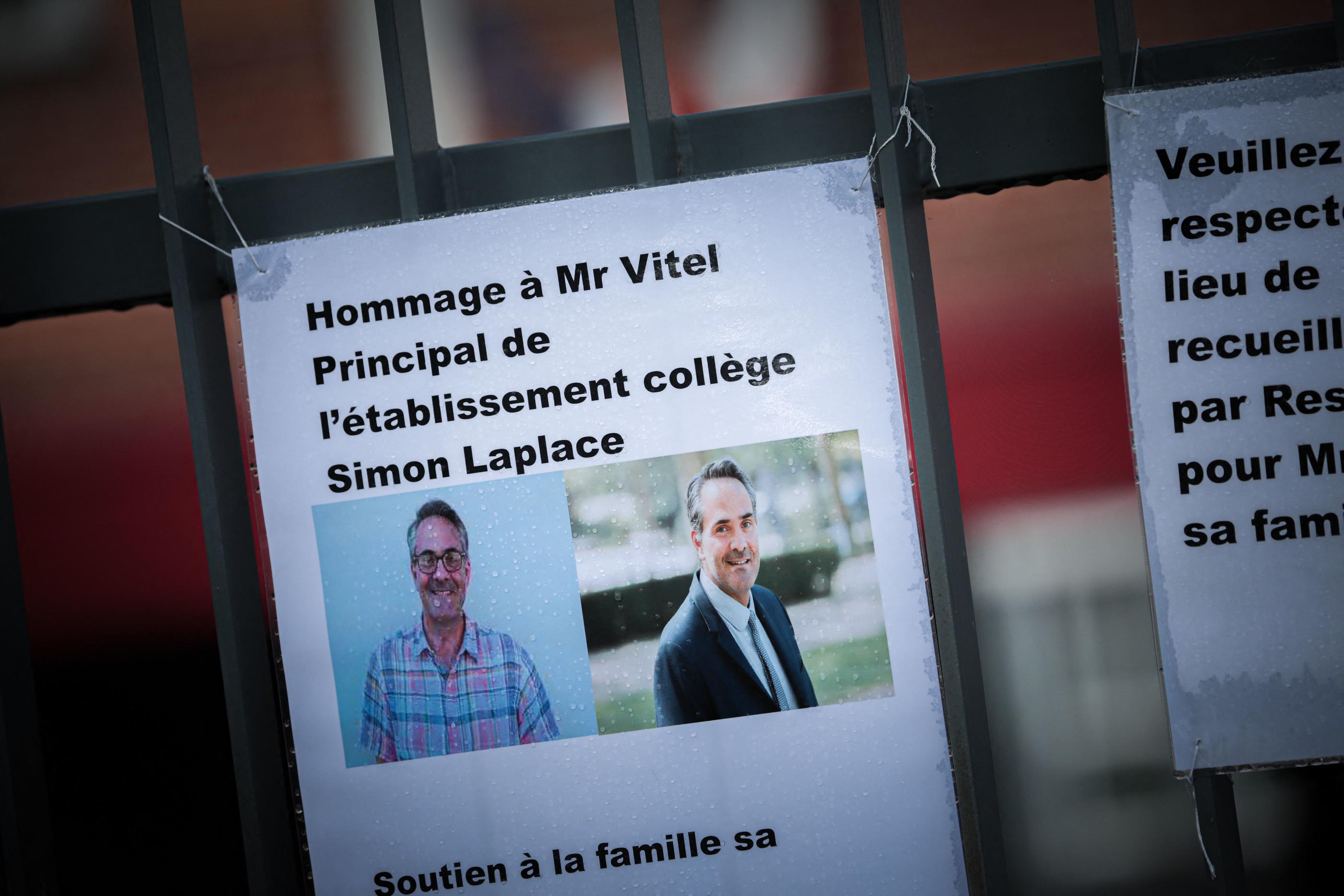 Le principal d'un collège à Lisieux (Calvados), Stéphane Vitel, 48 ans, a été retrouvé inanimé dans son établissement vendredi matin. AFP / LOU BENOIST)