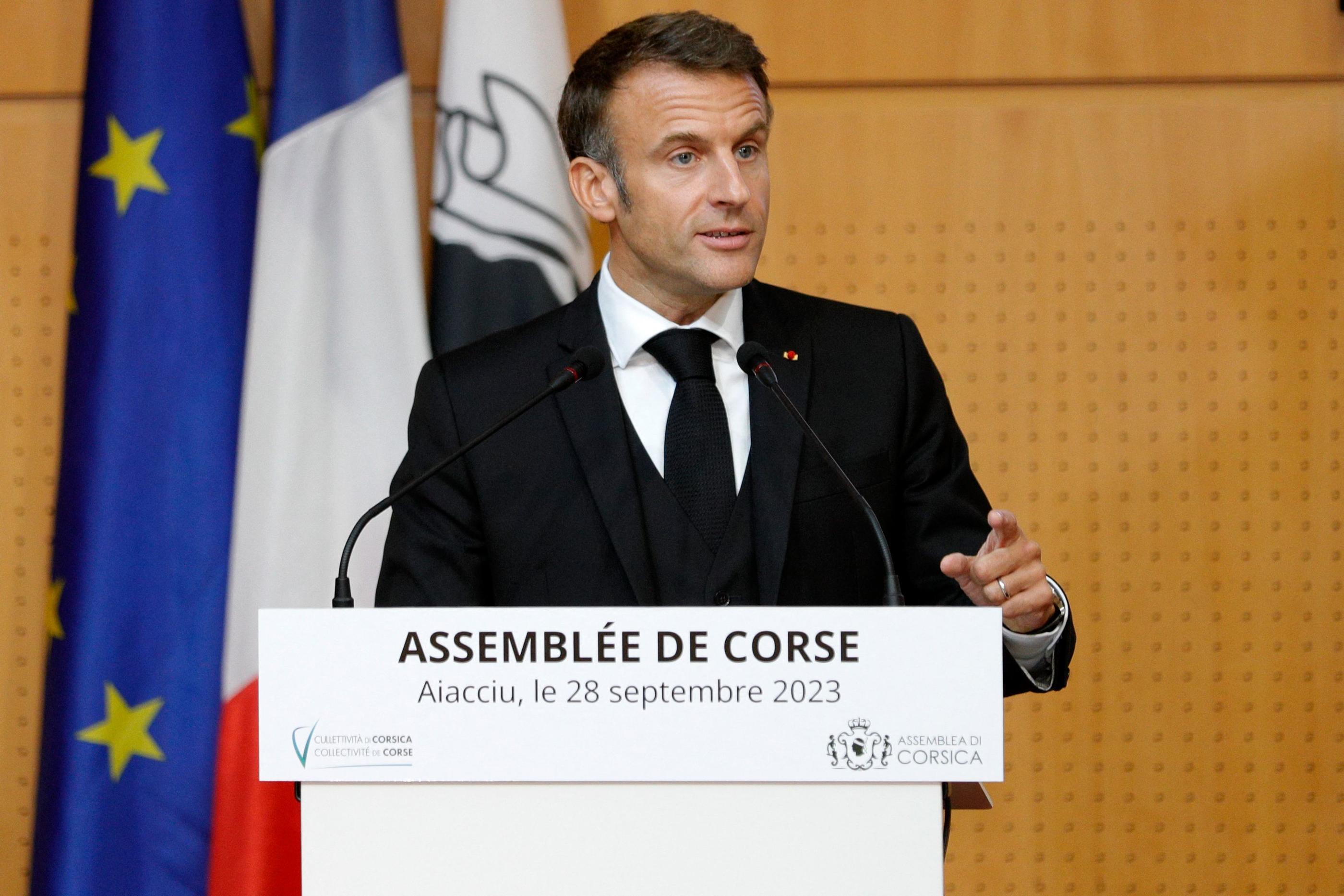 Emmanuel Macron a prononcé un discours très attendu sur le statut de la Corse ce jeudi à Ajaccio. AFP/Pascal Pochard-Casabianca