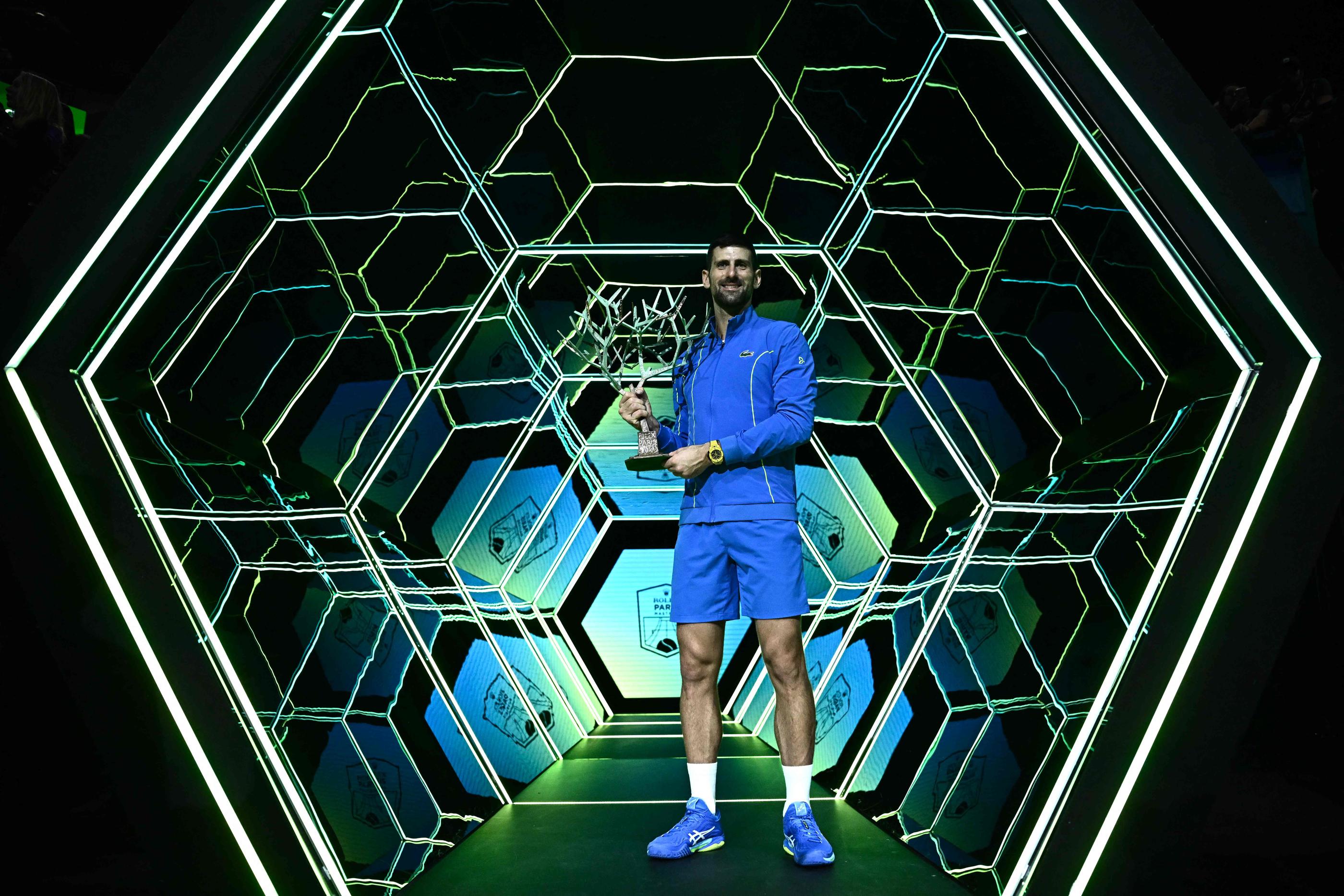 Outre le déménagement du Masters 1000 de Bercy à Paris La Défense Arena, remporté ce week-end par Novak Djokovic, la carte des tournois de tennis dans l'Hexagone pourrait connaître bien des turbulences. AFP/Julien De Rosa
