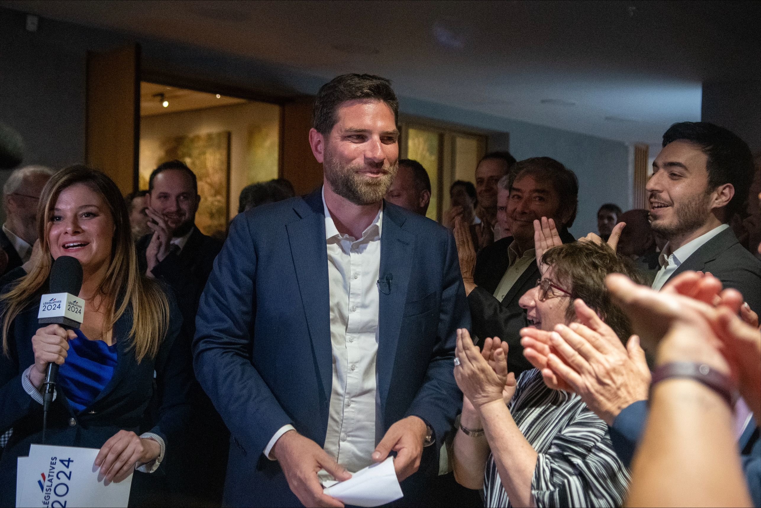 L'Haÿ-les-Roses, ce dimanche soir. Vincent Jeanbrun (LR), le maire de la commune, envisageait la semaine dernière ce second tour comme un affrontement entre «le camp de la République et le camp du chaos». LP/Marion Sillion