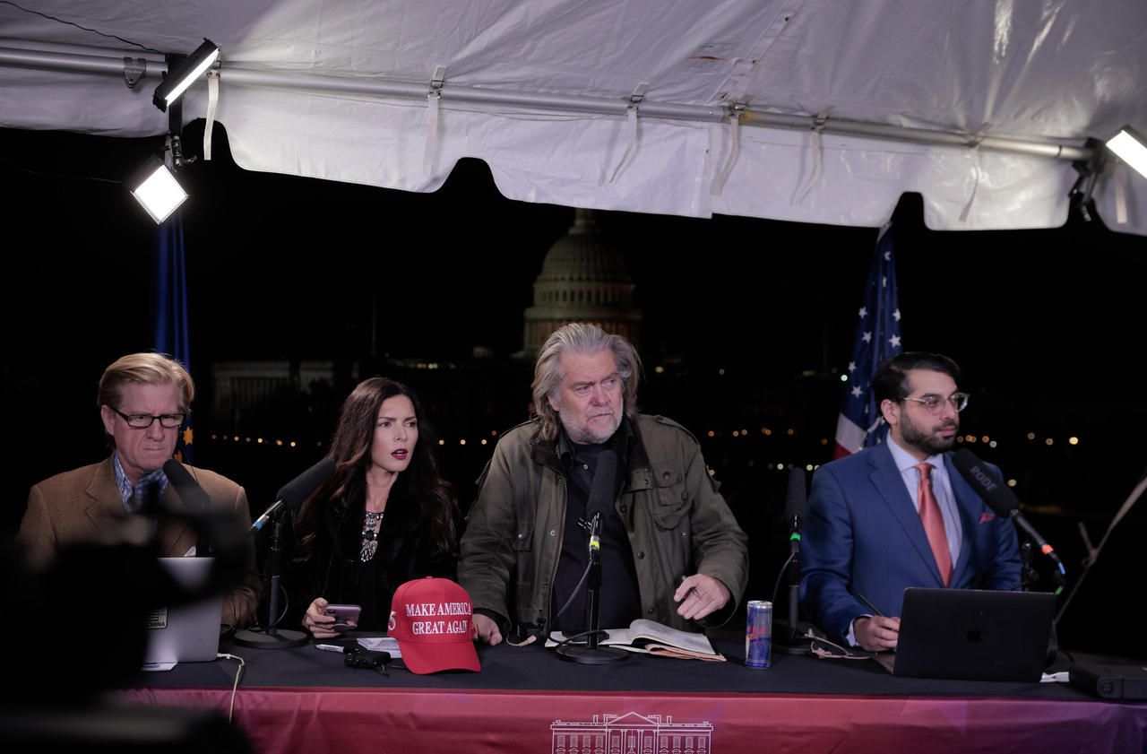 -Au coeur de la soirée électorale de Bannon : «On est au bord d'une victoire historique»