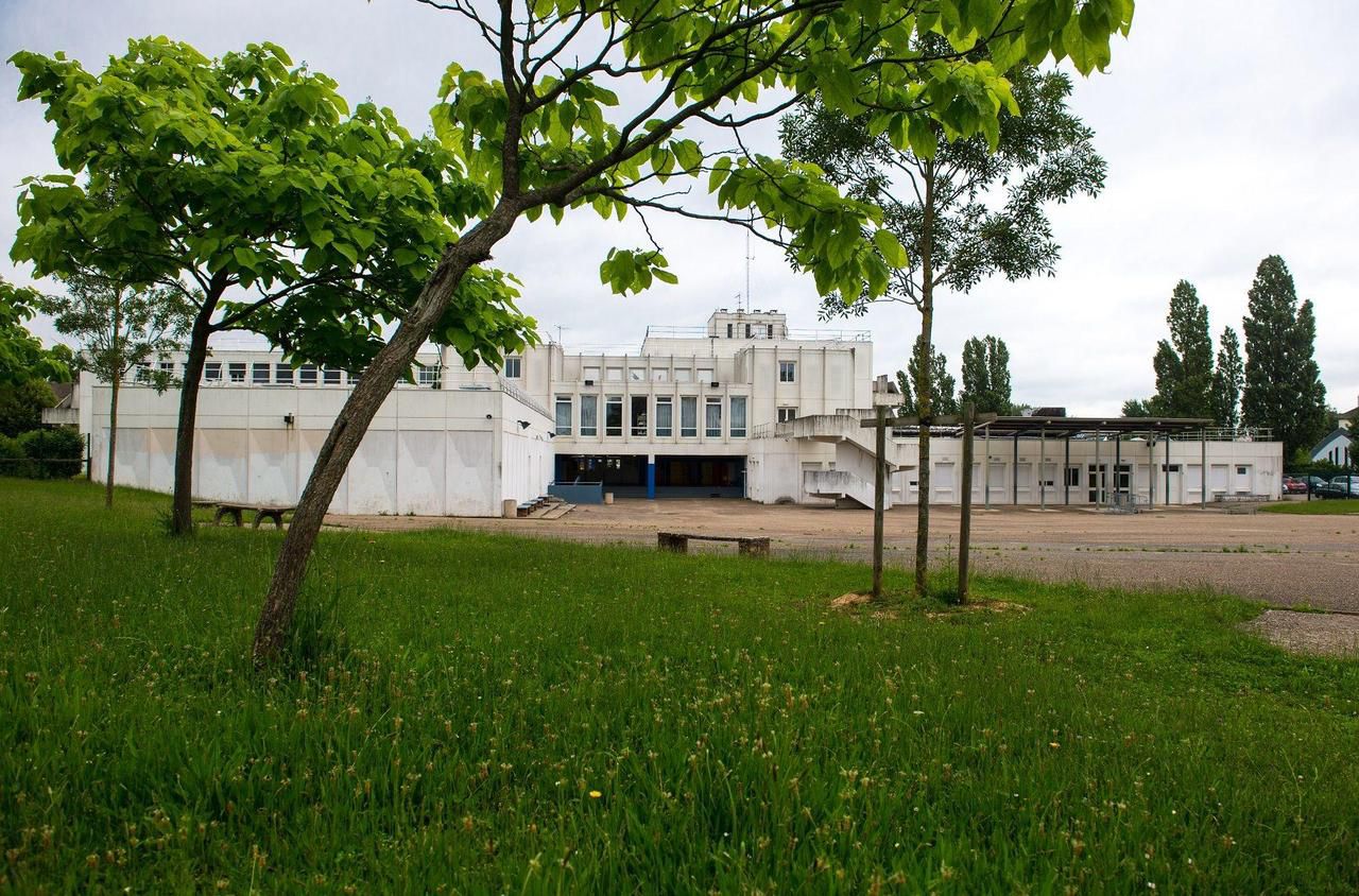 <b></b> Etampes, 2018. Le collège de Guinette va être rénové et agrandi par le conseil départemental de l’Essonne via une opération de 12,41 M€.