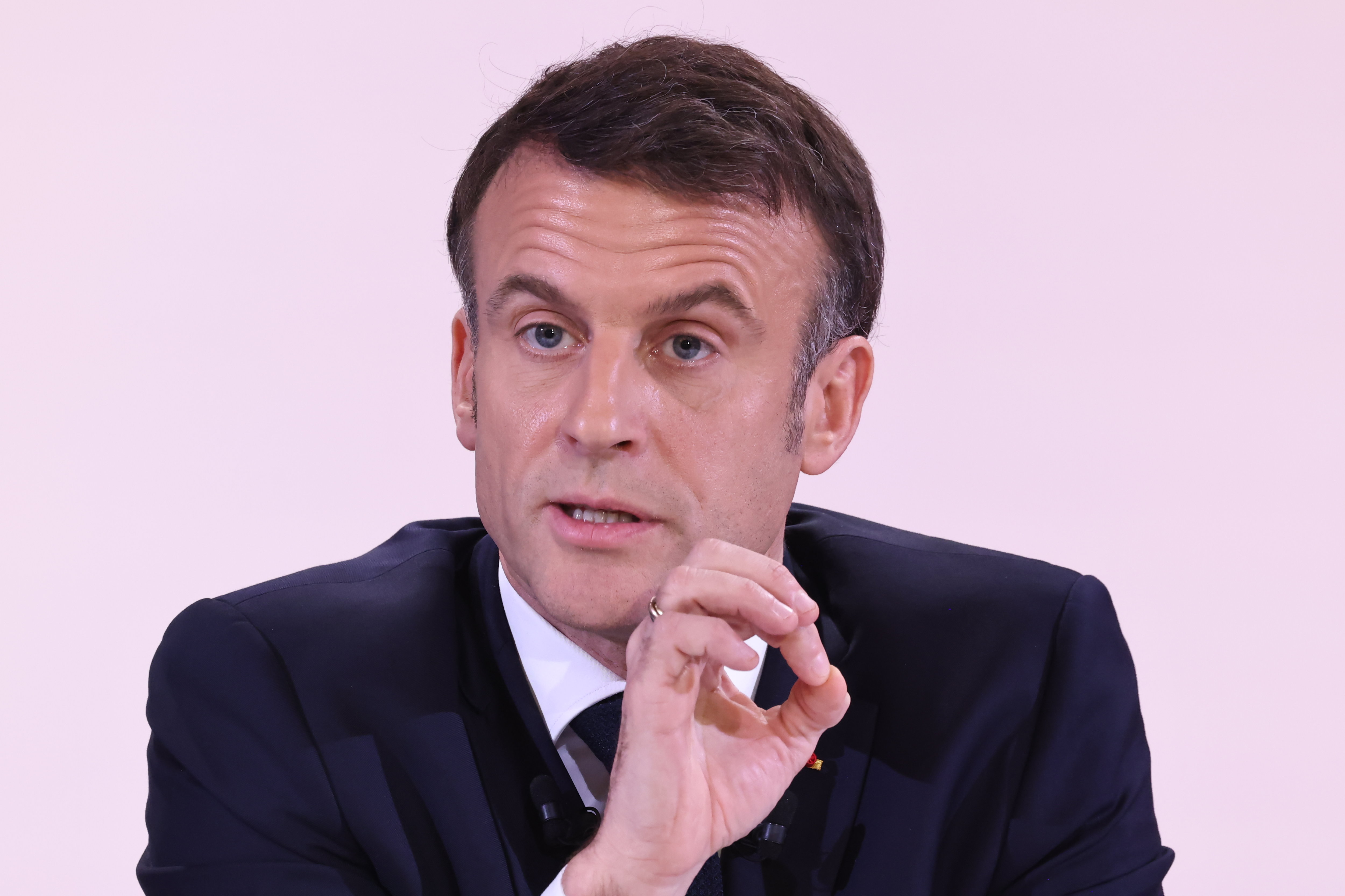 Sur le financement de ces deux milliards d’euros de baisses d'impôts comme sur la forme qu’ils pourraient prendre, Emmanuel Macron a été avare de détails mardi soir. LP/Frédéric Dugit
