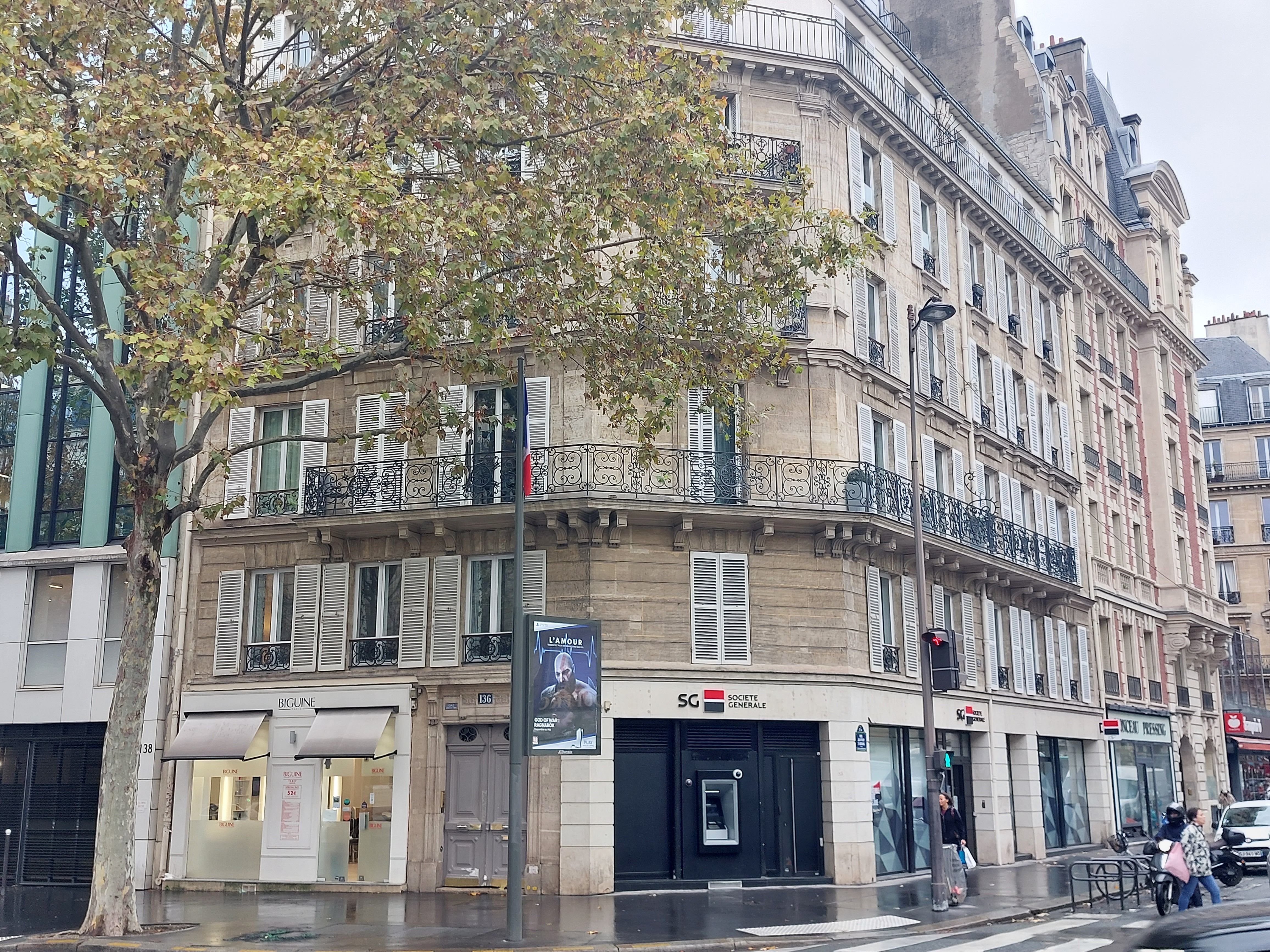 Paris (XVIIe), novembre 2023. Le drame s'est noué au premier étage de cet immeuble situé boulevard Malesherbes, non loin du parc Monceau. LP/Denis Courtine