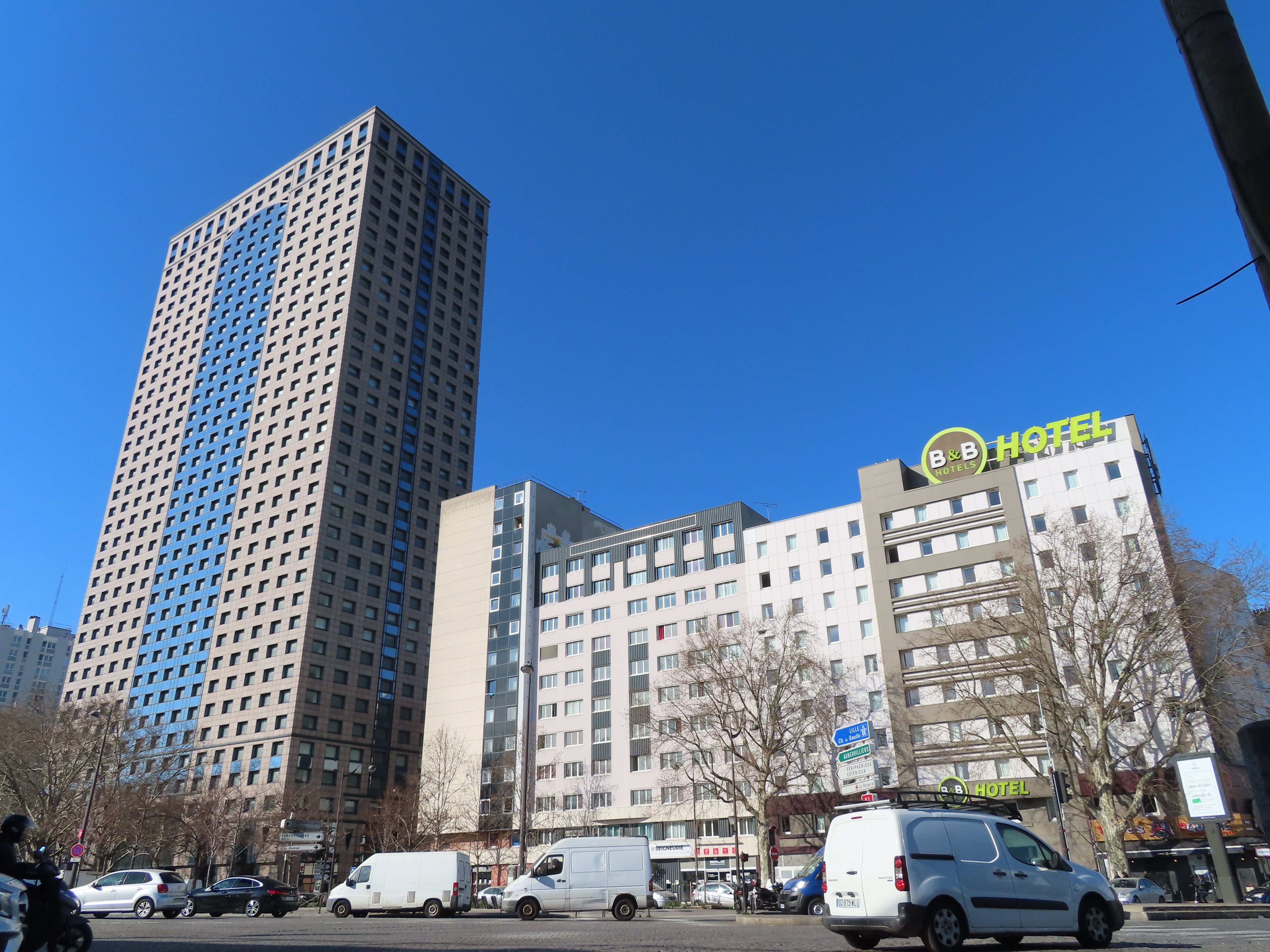 Aubervilliers (Seine-Saint-Denis), le 18 mars. La tour La Villette, bâtie en 1973 et haute de 35 étages, va être modifiée par Eurasia Groupe, qui vient de l'acquérir. LP/A.A.