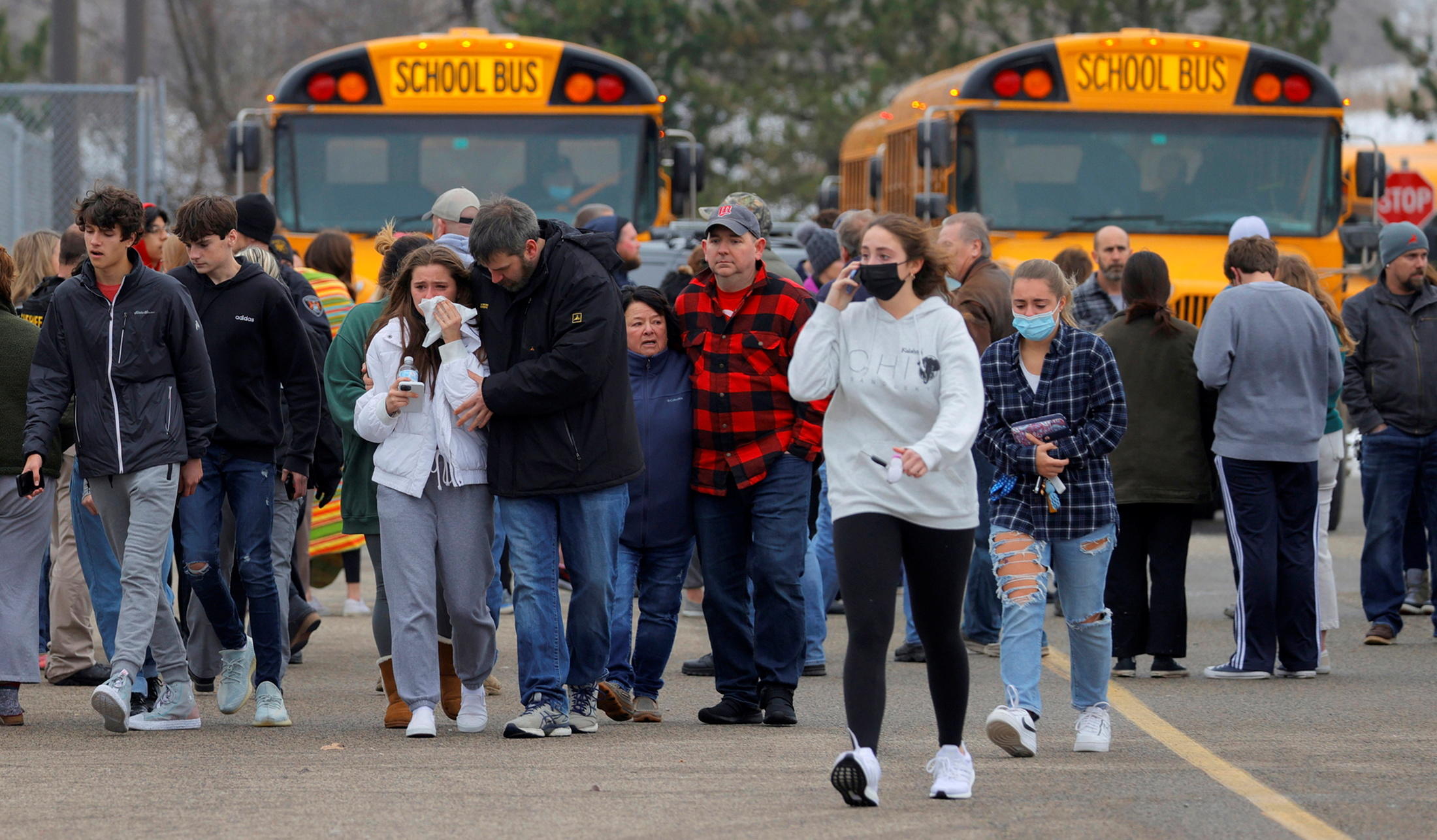 Nombre De Fusillade Dans Les Ecoles Aux Usa 2021 Etats-Unis : une fusillade dans un lycée fait trois morts parmi les élèves  et huit blessés - Le Parisien