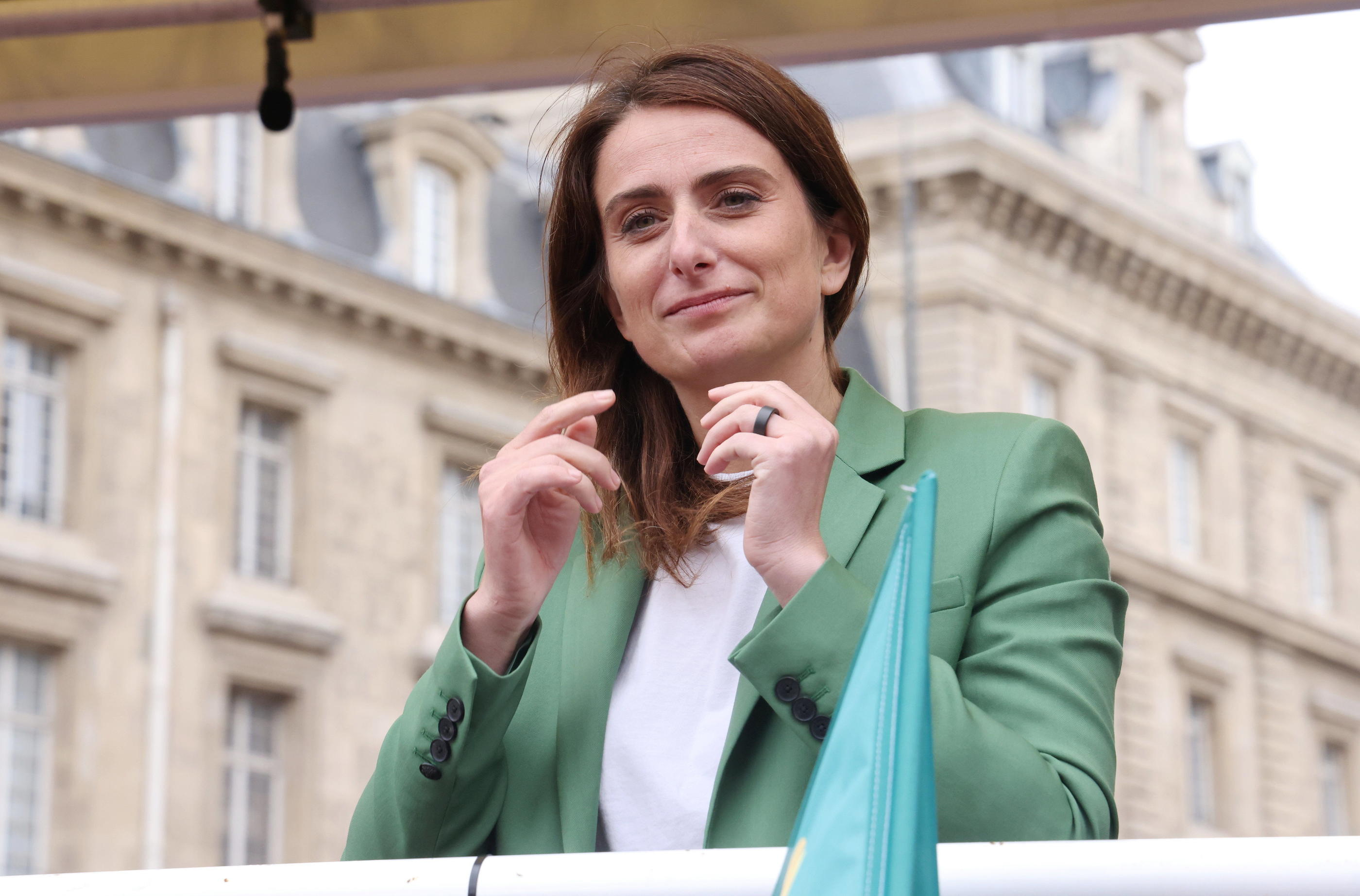 Marine Tondelier (ici le 15 juin à Paris) a crevé l'écran après la dissolution en défendant farouchement le Nouveau Front populaire, le front républicain contre le RN, puis la candidature de Lucie Castets à Matignon. LP/Jean-Baptiste Quentin