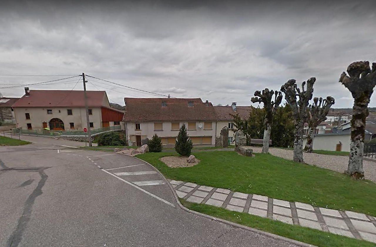 -Une affaire de corbeau secoue un petit village des Vosges