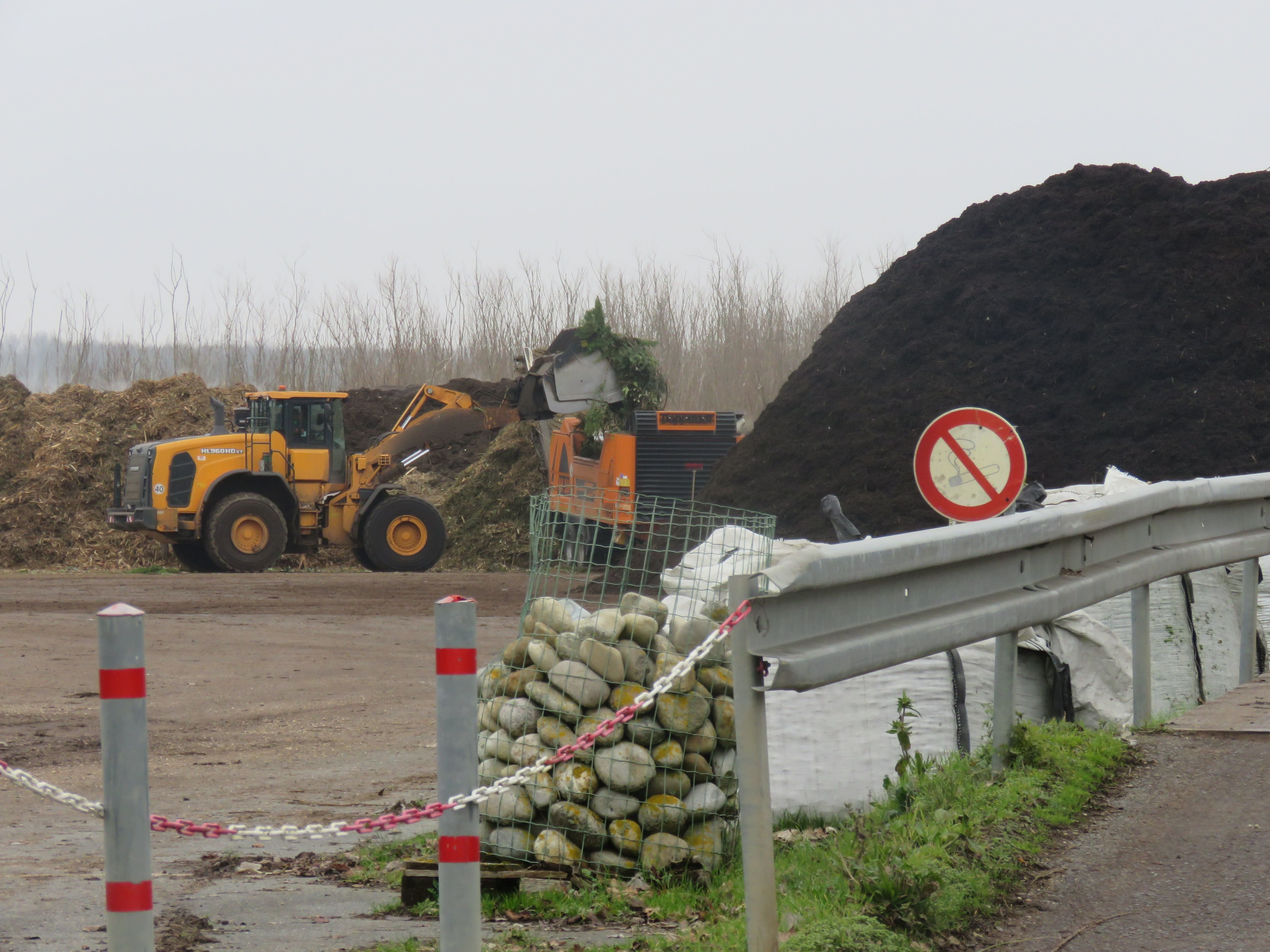 Boissy-le-Sec, en janvier 2022. La plateforme de compostage a été mise en vente par le Siredom, propriétaire depuis 2016. LP/Nolwenn Cosson