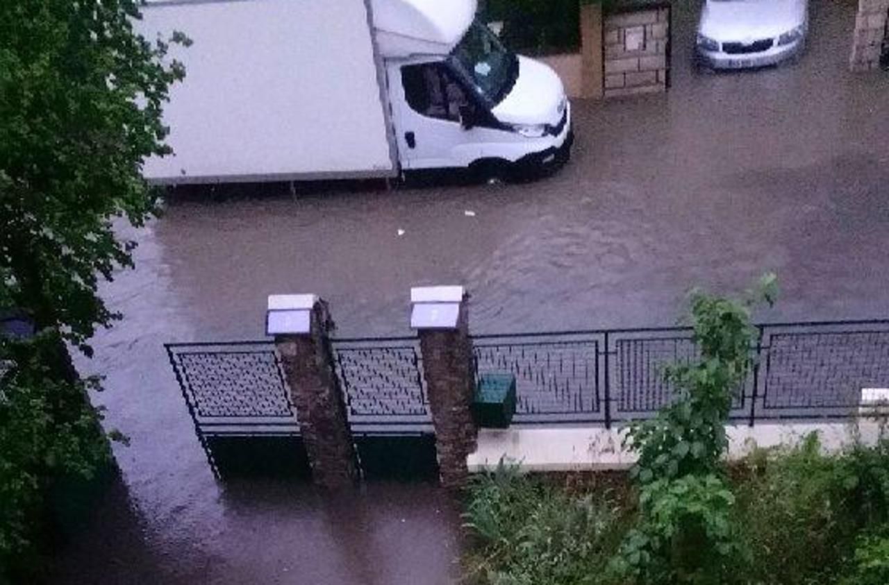 Antony (Hauts-de-Seine), le 12 juin 2018. Dans la ville, 654 personnes s'étaient déclarées sinistrées après les inondations de juin. Le bassin de rétention ne répondra qu'en partie aux besoins du secteur. DR.