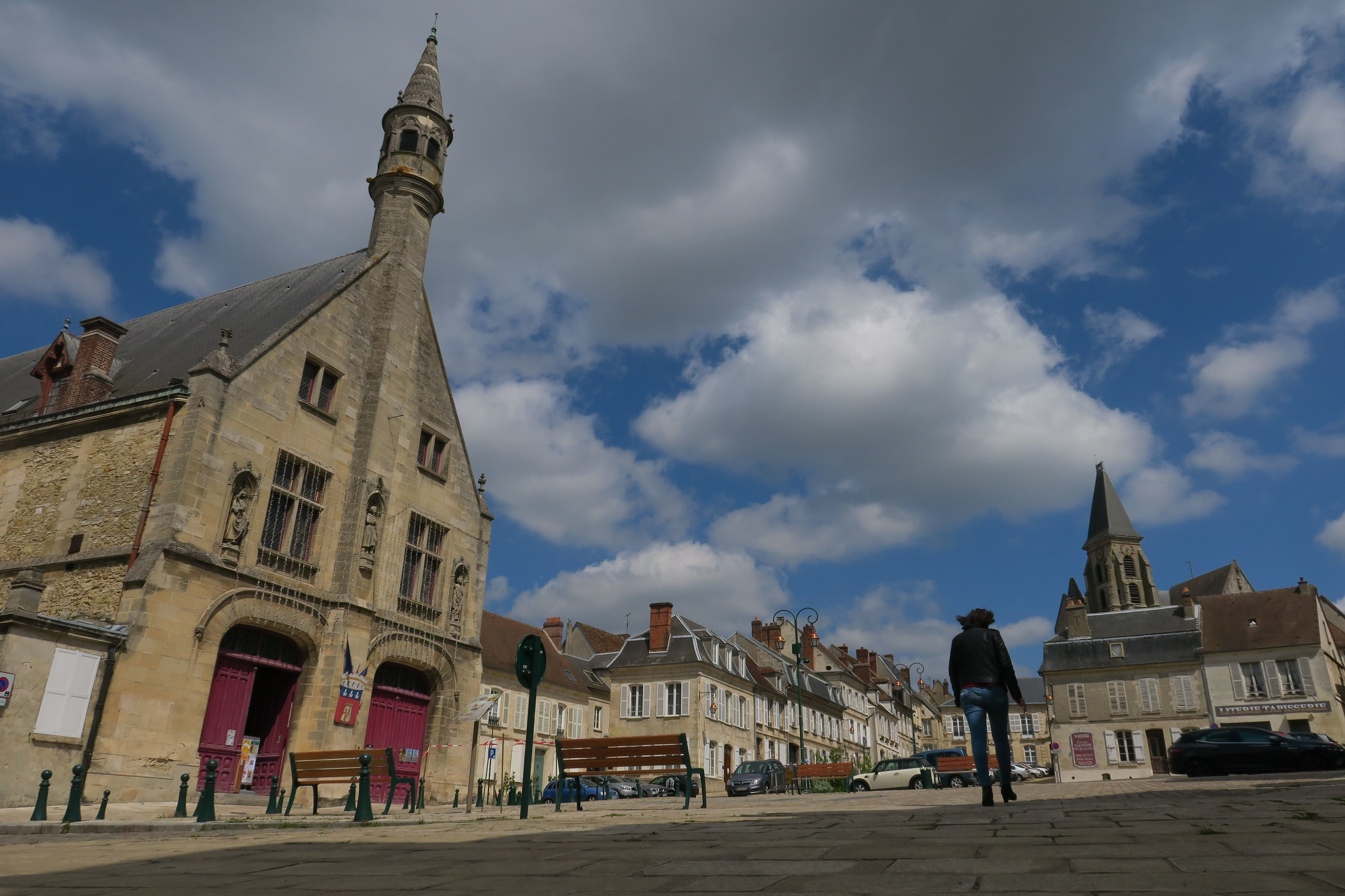 Clermont (Oise), lundi 25 avril. Dans cette ville où la majorité municipale est socialiste, Marine Le Pen a obtenu un score 51,20%. De là à imaginer un basculement de la ville aux prochaines municipales… LP/B.D.