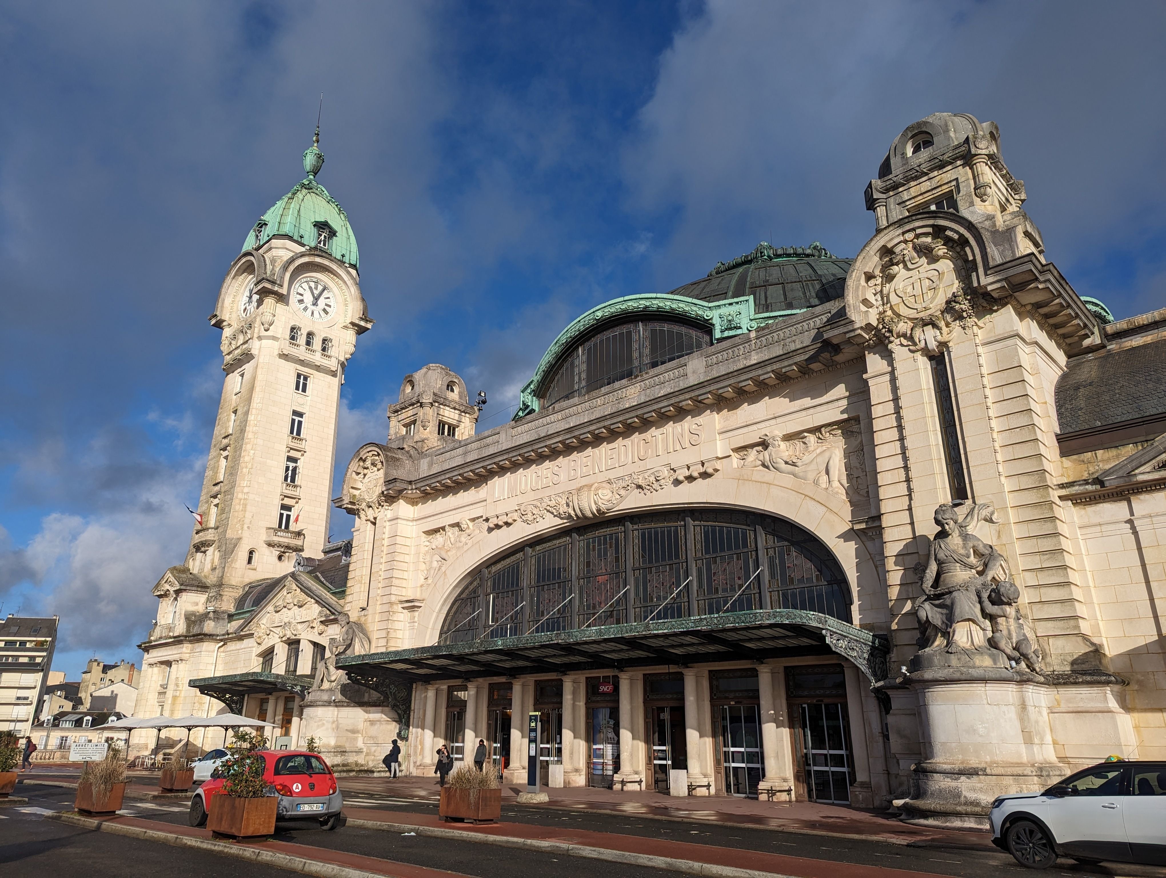 La gare de Limoges où va se dérouler l'une des manifestations contre la dégradation de la ligne POLT avait déjà connu une mobilisation après la lettre du PDG de Legrand qui dénonçait lui aussi les retards, annulations, suppressions de train. LP/Franck Lagier