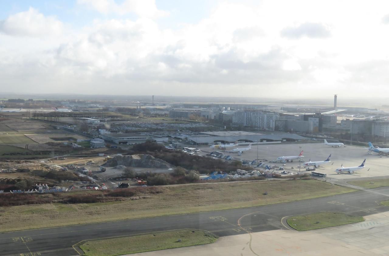 <b></b> Roissy. Vue de l'emplacement du futur terminal 4 de l'aeroport Paris-Charles-de-Gaulle.