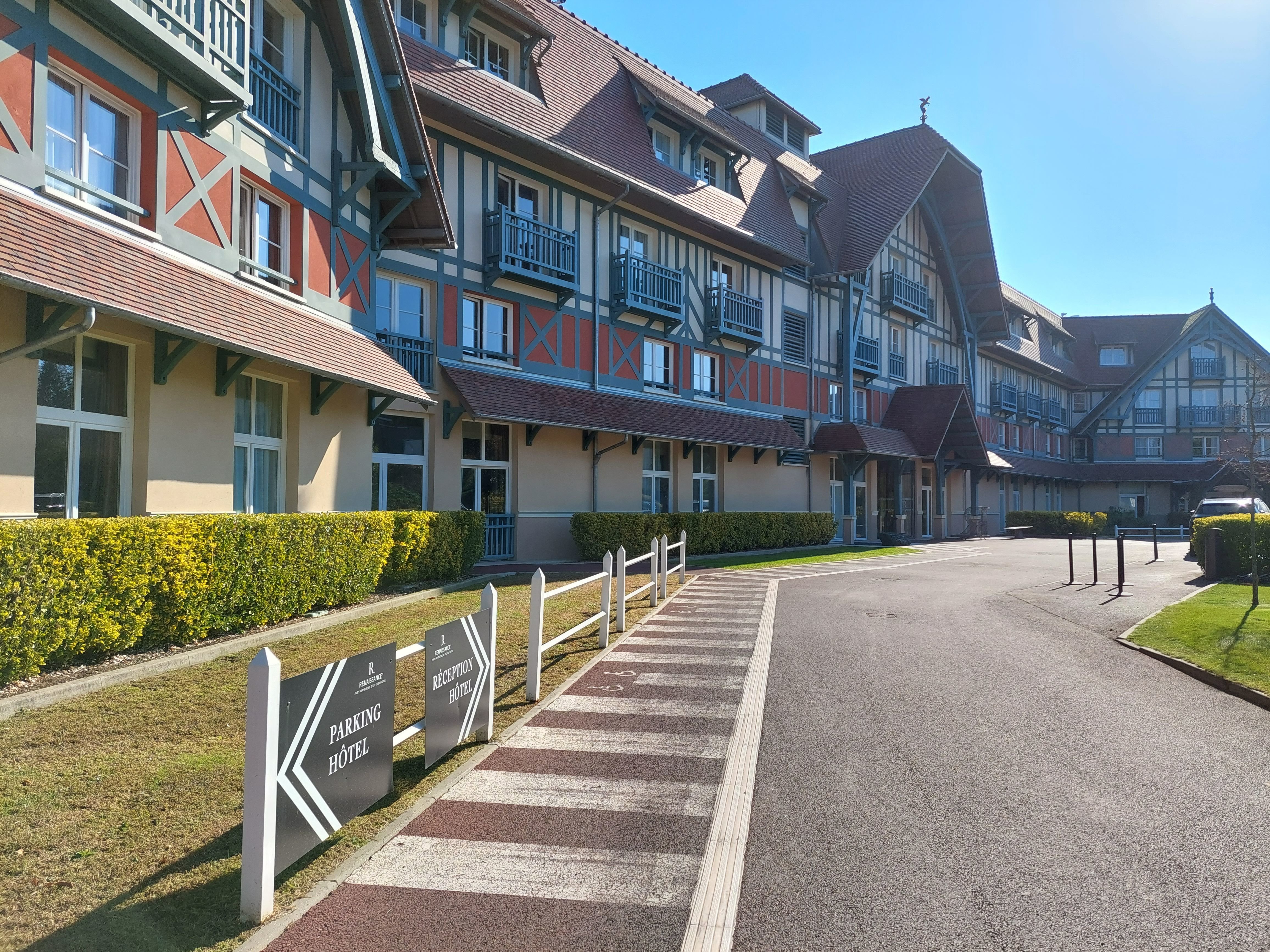 Rueil-Malmaison, ce vendredi. Inauguré en 2014, l'établissement est devenu la même année l'hôtel favori des délégations sportives. Il doit notamment accueillir la délégation du XV de France pendant la Coupe du monde de rugby. LP/David Livois