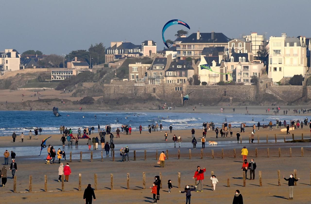 -Vacances de fin d'année : les Français partent moins longtemps et privilégient le bord de mer