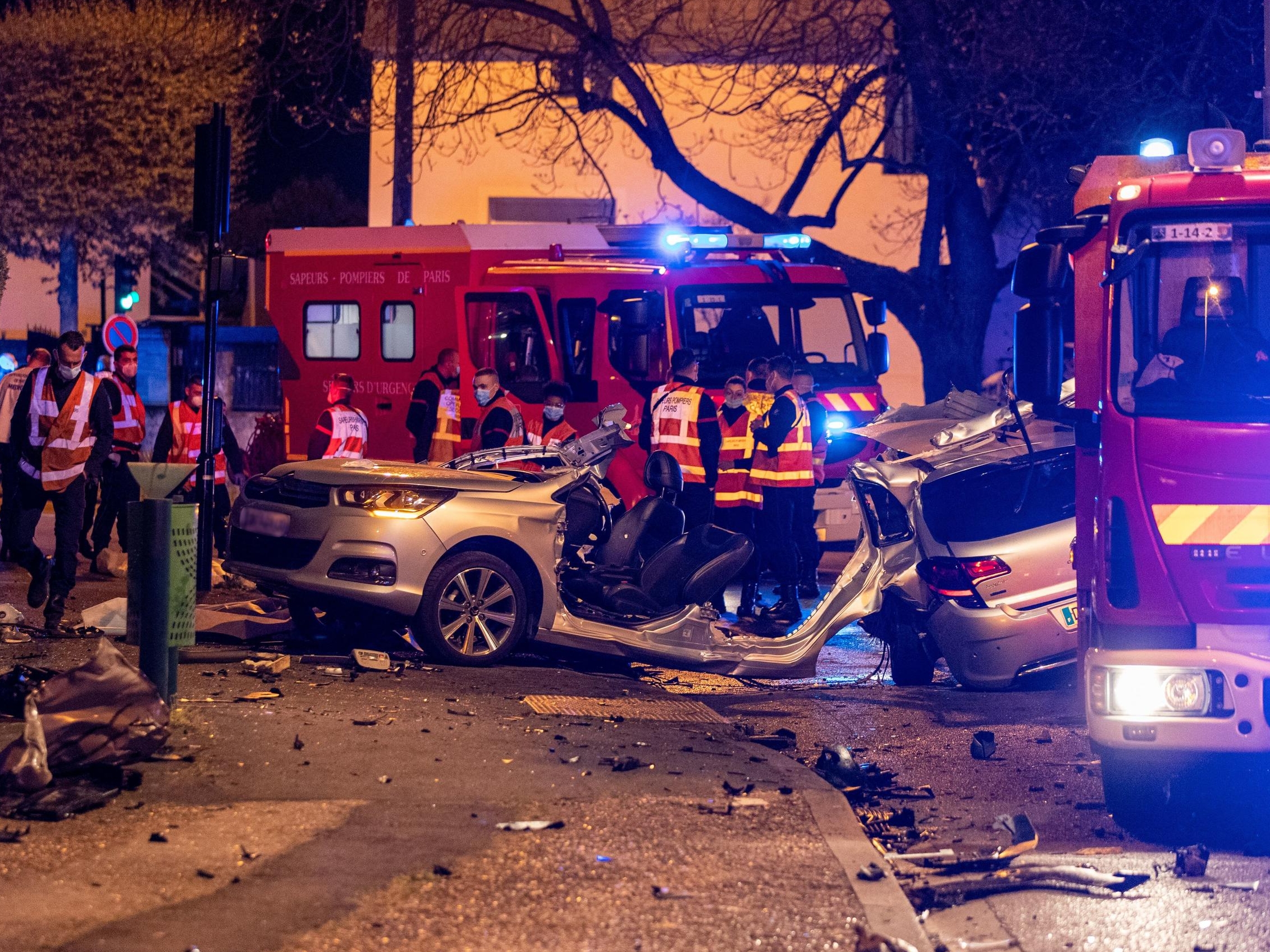 Aulnay-sous-Bois. La terrible collision s'est produite au carrefour des Droits-de-l'Homme, dans la nuit de samedi à dimanche. BSPP/C. Nicolas