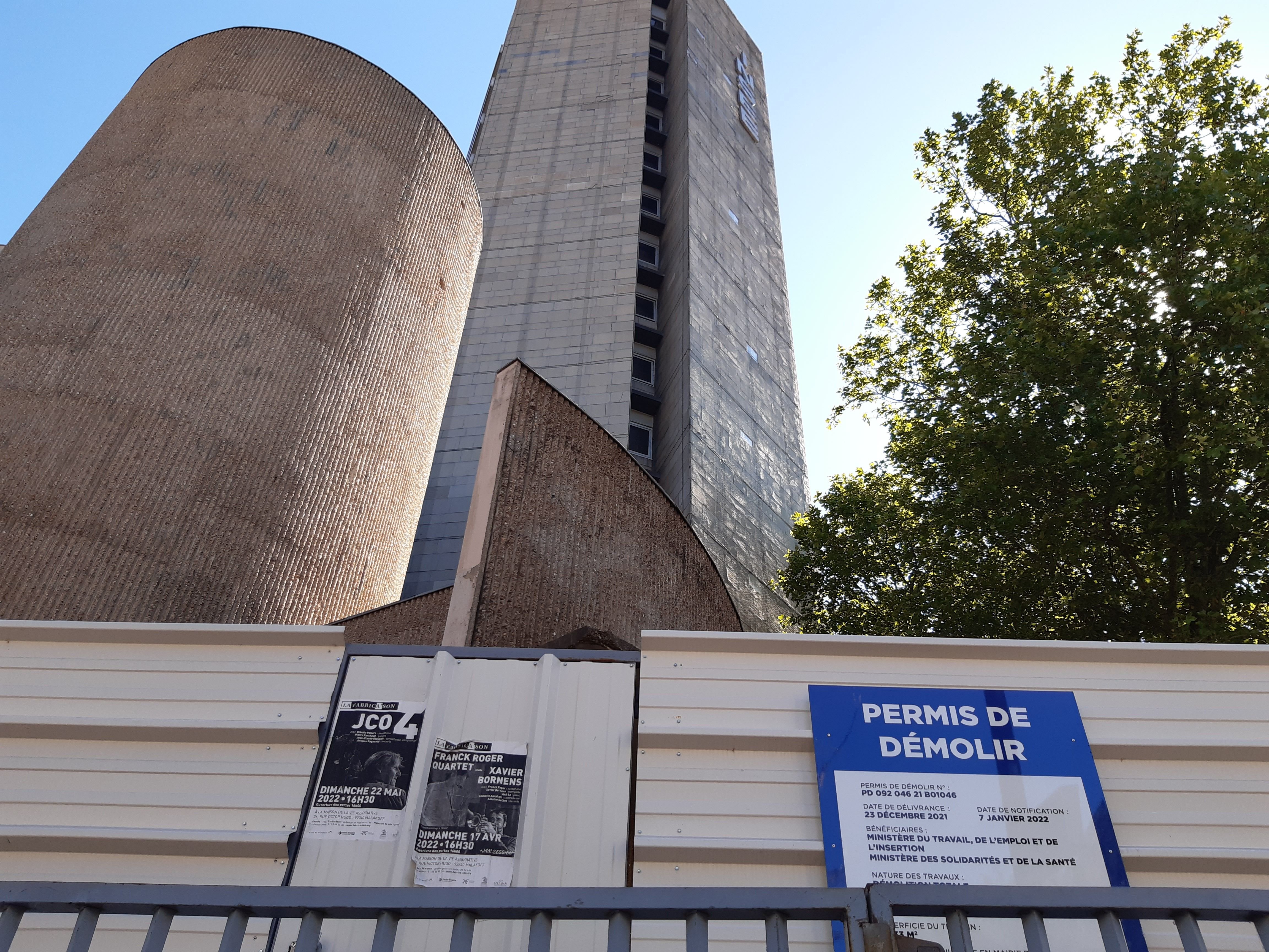 Malakoff, le 11 juillet 2022. Le permis de démolir de la tour Insee a été délivré le 23 décembre 2021, pour un début de chantier prévu à l'automne. LP/M.L.
