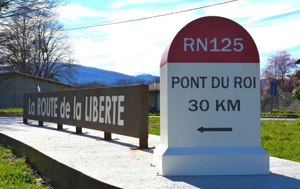 Longue de 30 km, la Route de la liberté suit le tracé de l’actuelle RN125 et traverse les communes de Seilhan, Fronsac et Fos jusqu’à la frontière avec l’Espagne, au Pont du Roi./JS